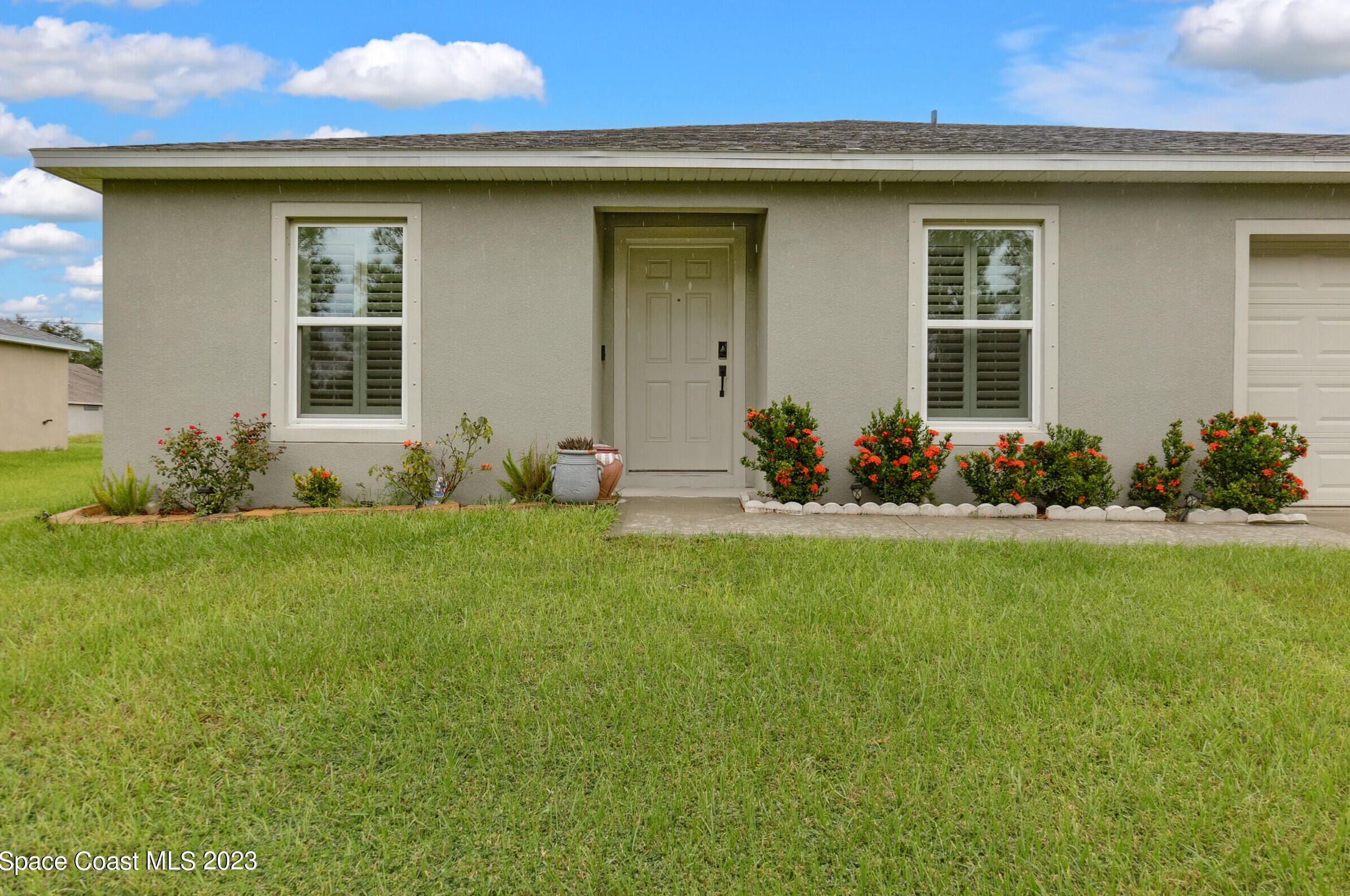 187 Cocoa St Se, Melbourne, FL 32909