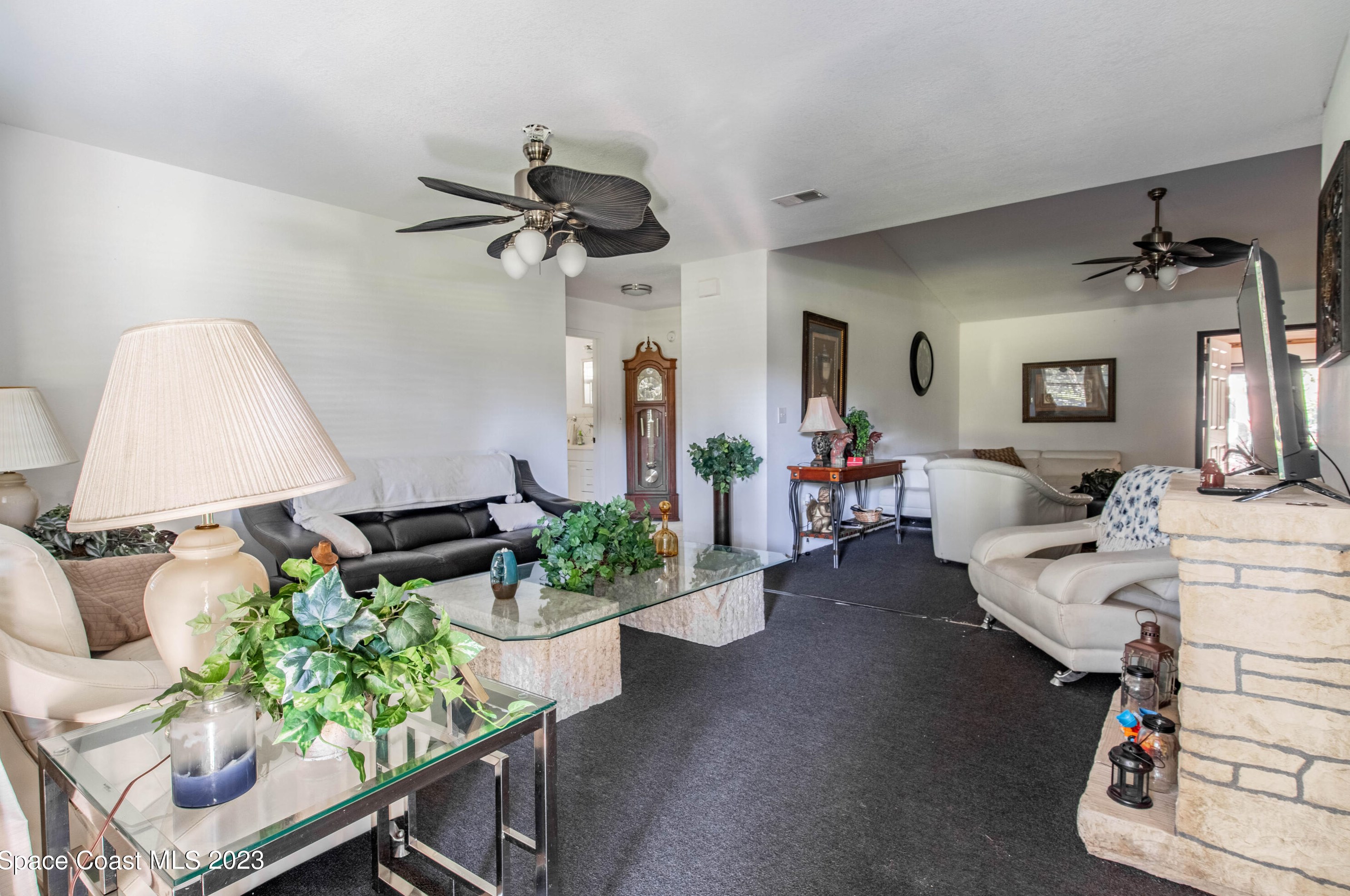 4044 Palm Ave, Mims, FL 32754