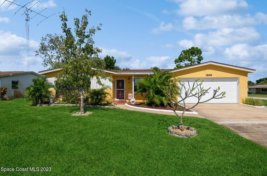 1868 Barkley Ave, Melbourne, FL 32935-3934