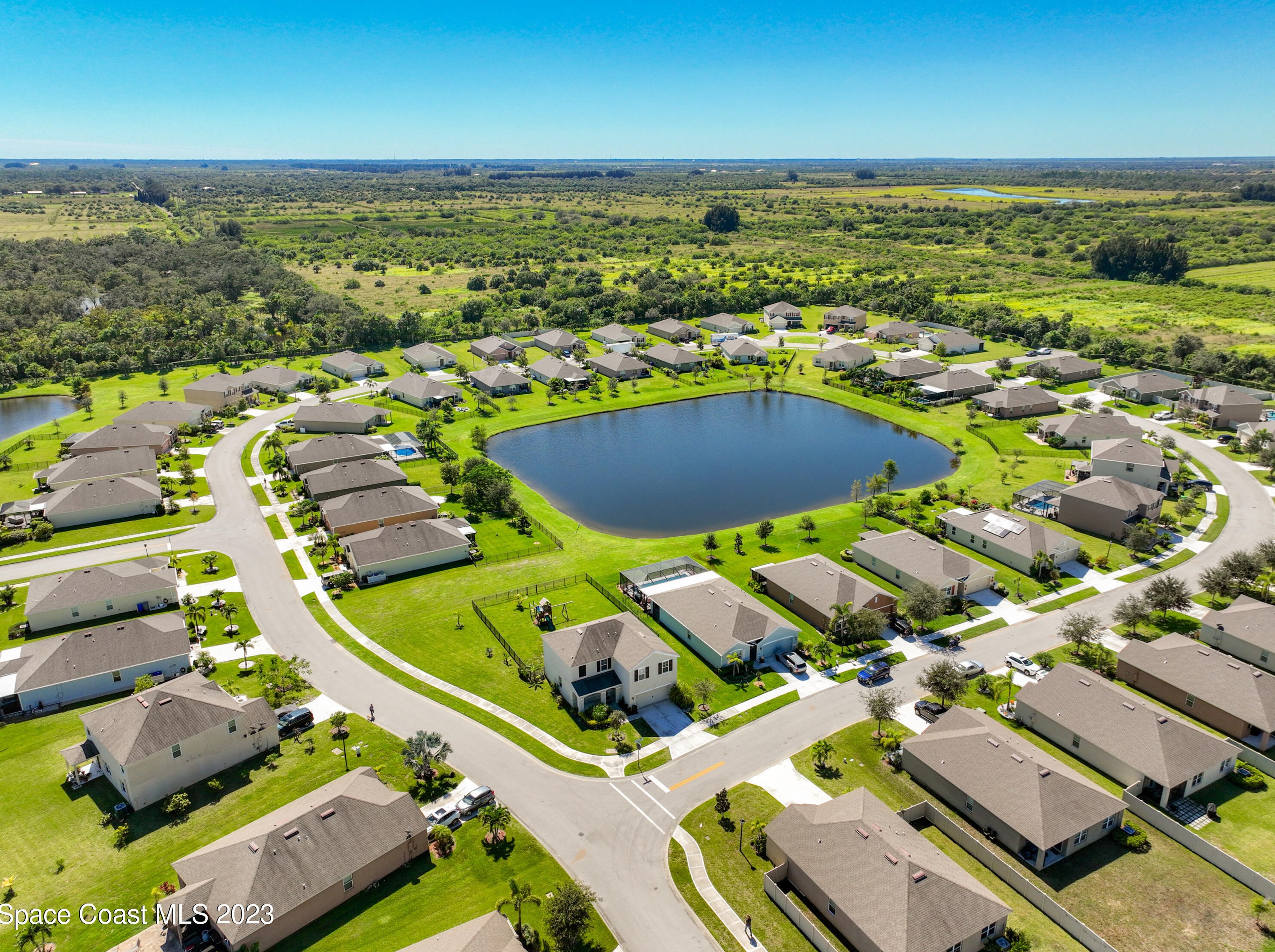 2198 Harwick Cir Sw, Vero Beach, FL 32968