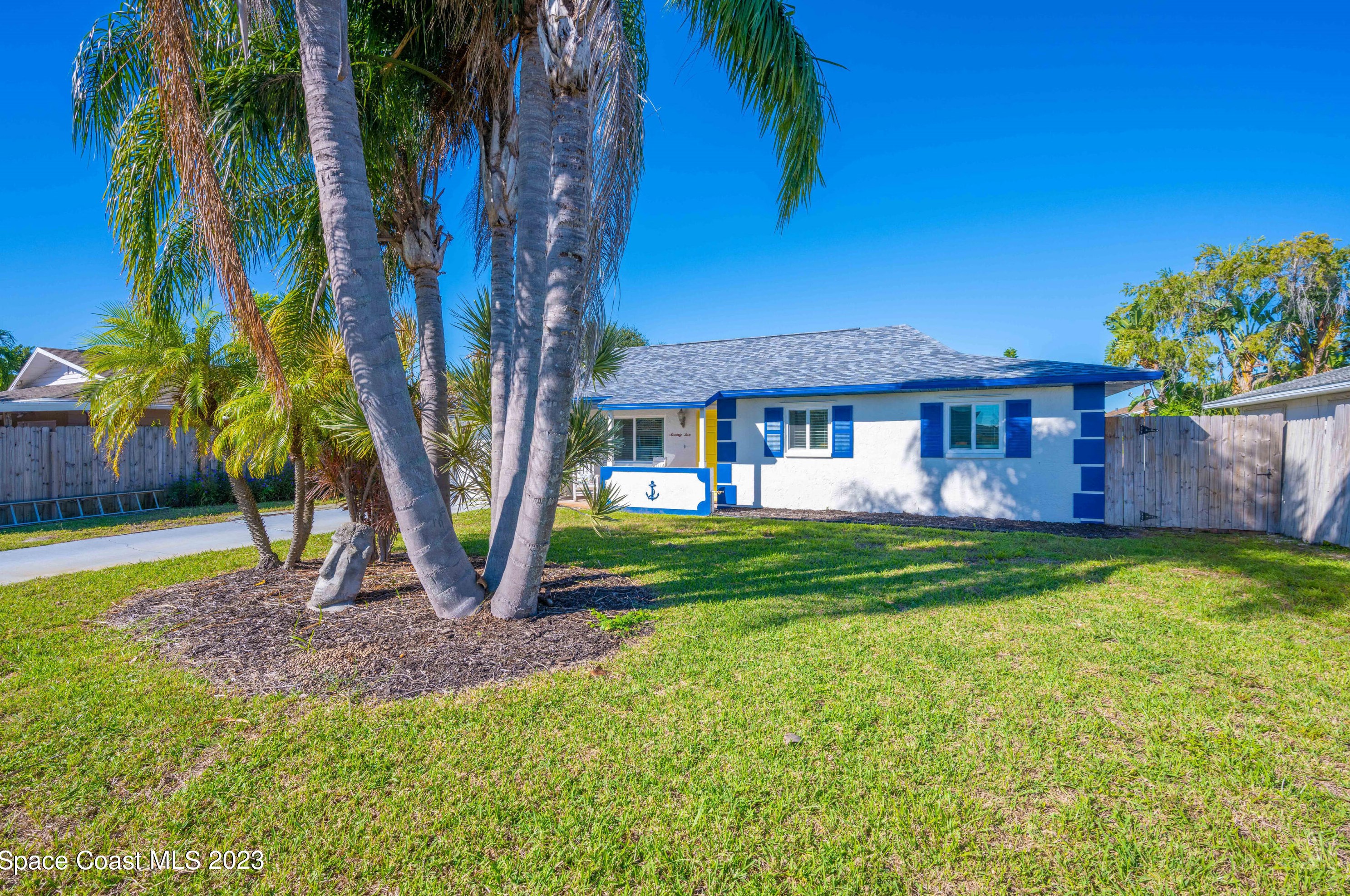 75 Suzanne Ct, Merritt Island, FL 32952-2632