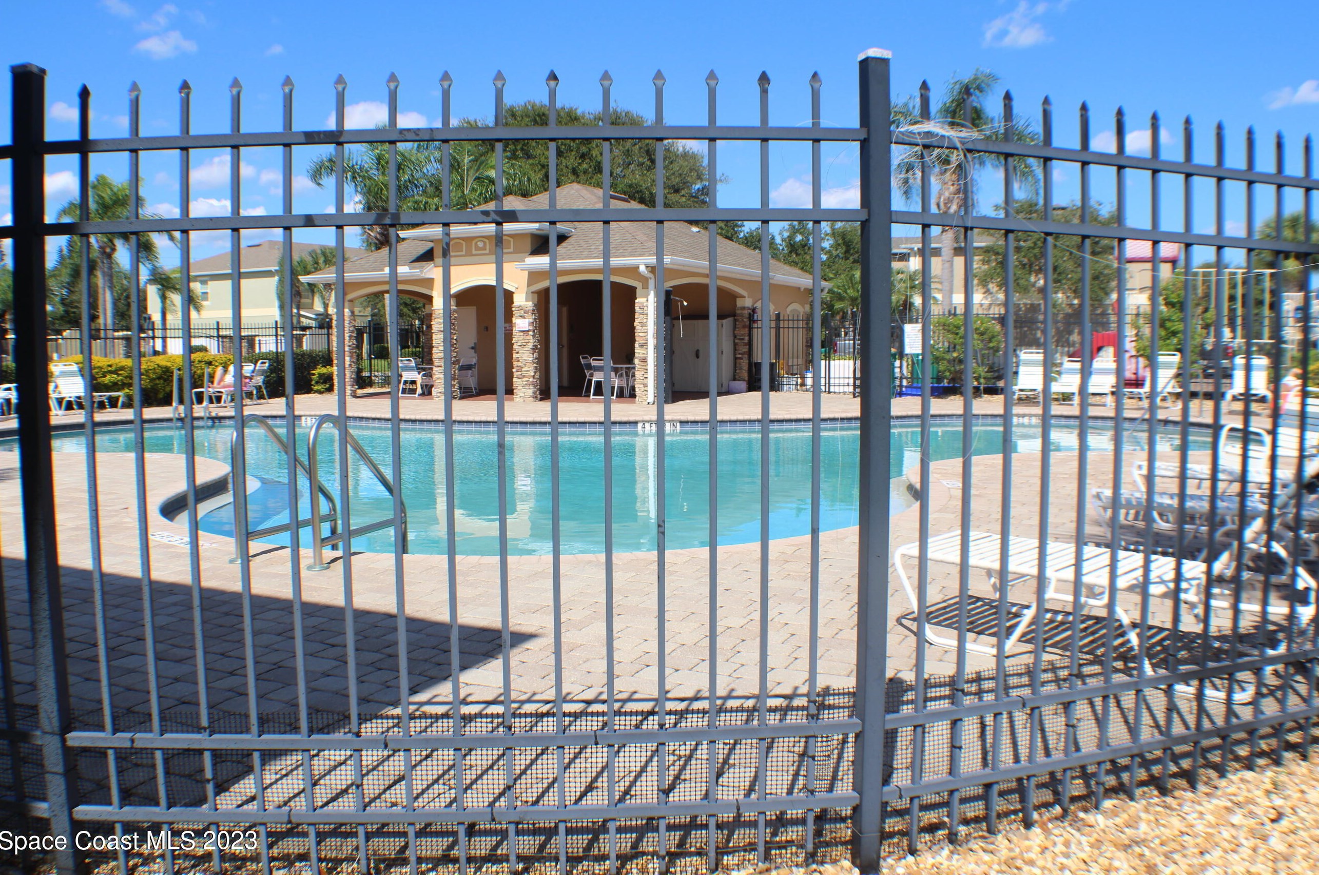 2570 Revolution St, Melbourne, FL 32935-3851