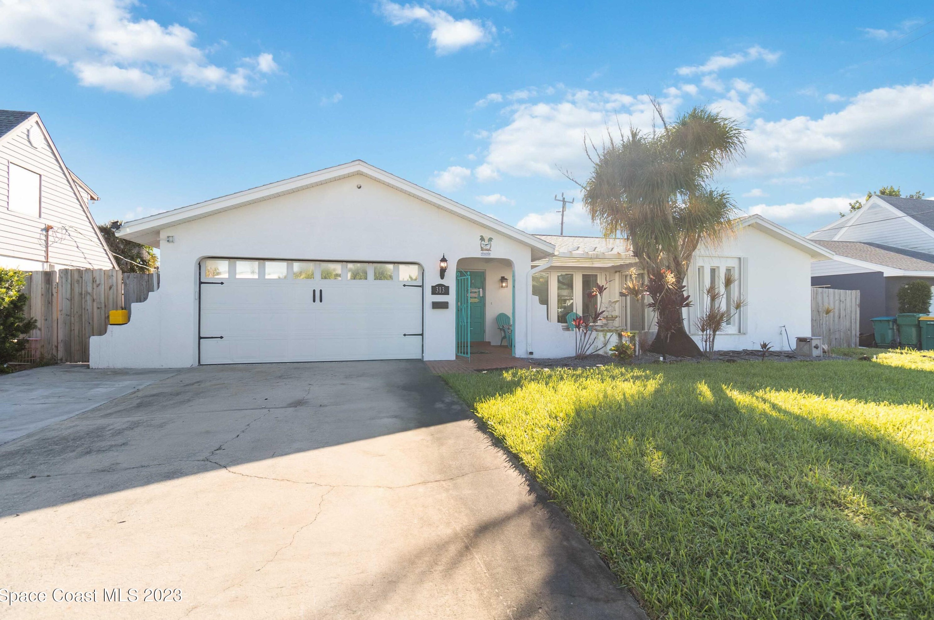 313 School Rd, Melbourne, FL 32937-3643