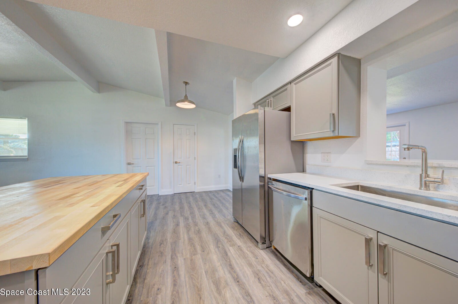 260 Belair Ave, Merritt Island FL  32953-6102 exterior