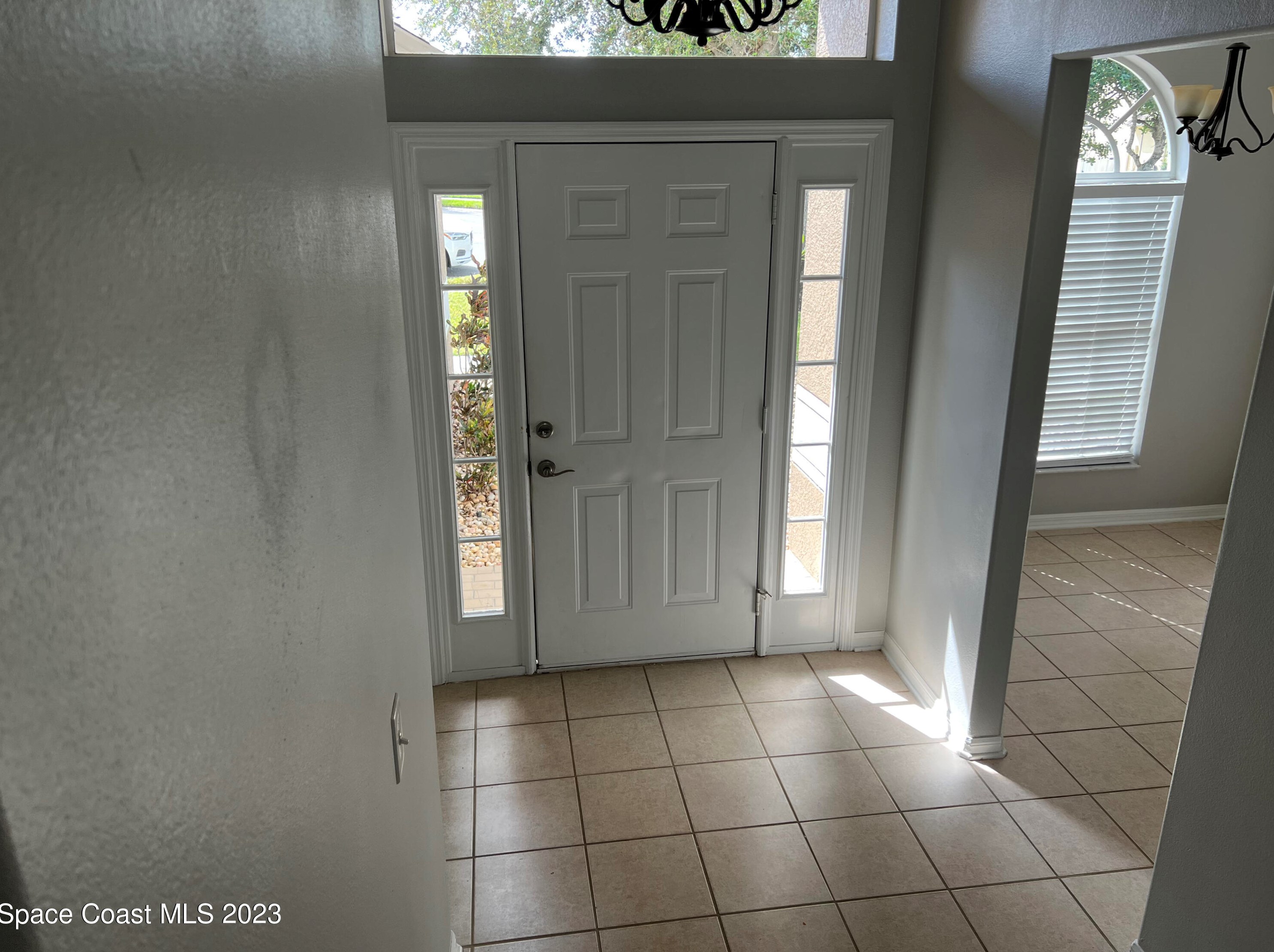1212 Foxridge Pl, Melbourne, FL 32940