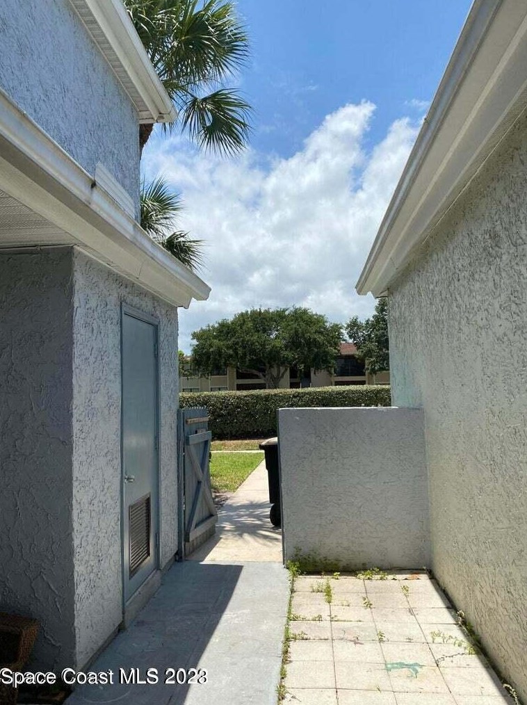 1430 Malibu Cir Ne #111, Melbourne, FL 32905