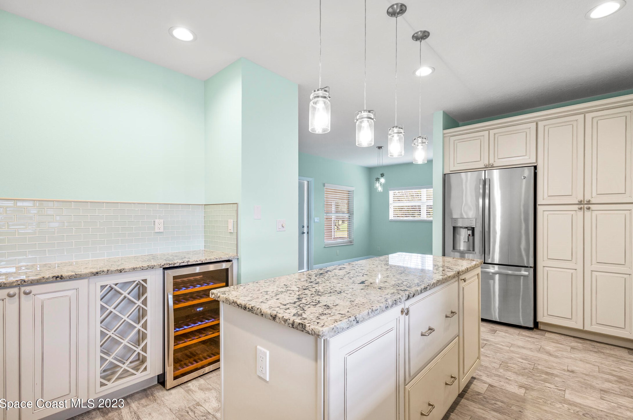 370 Oak Lake Pl, Merritt Island FL  32953-8226 exterior