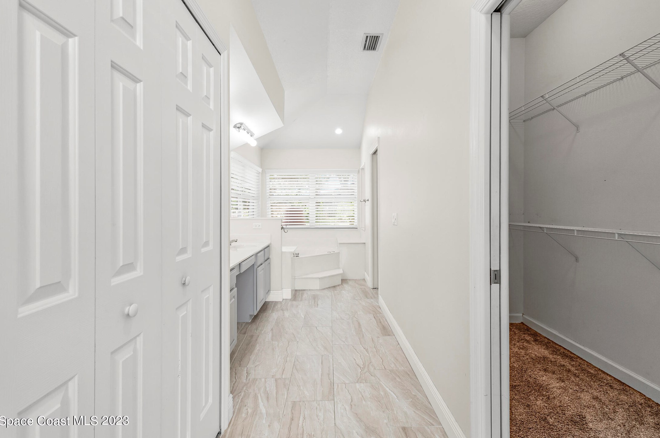 370 Oak Lake Pl, Merritt Island FL  32953-8226 exterior