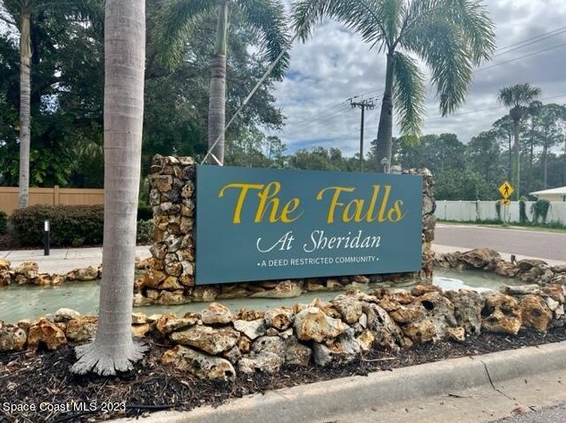 768 Conestee Dr, Melbourne, FL 32904-1812