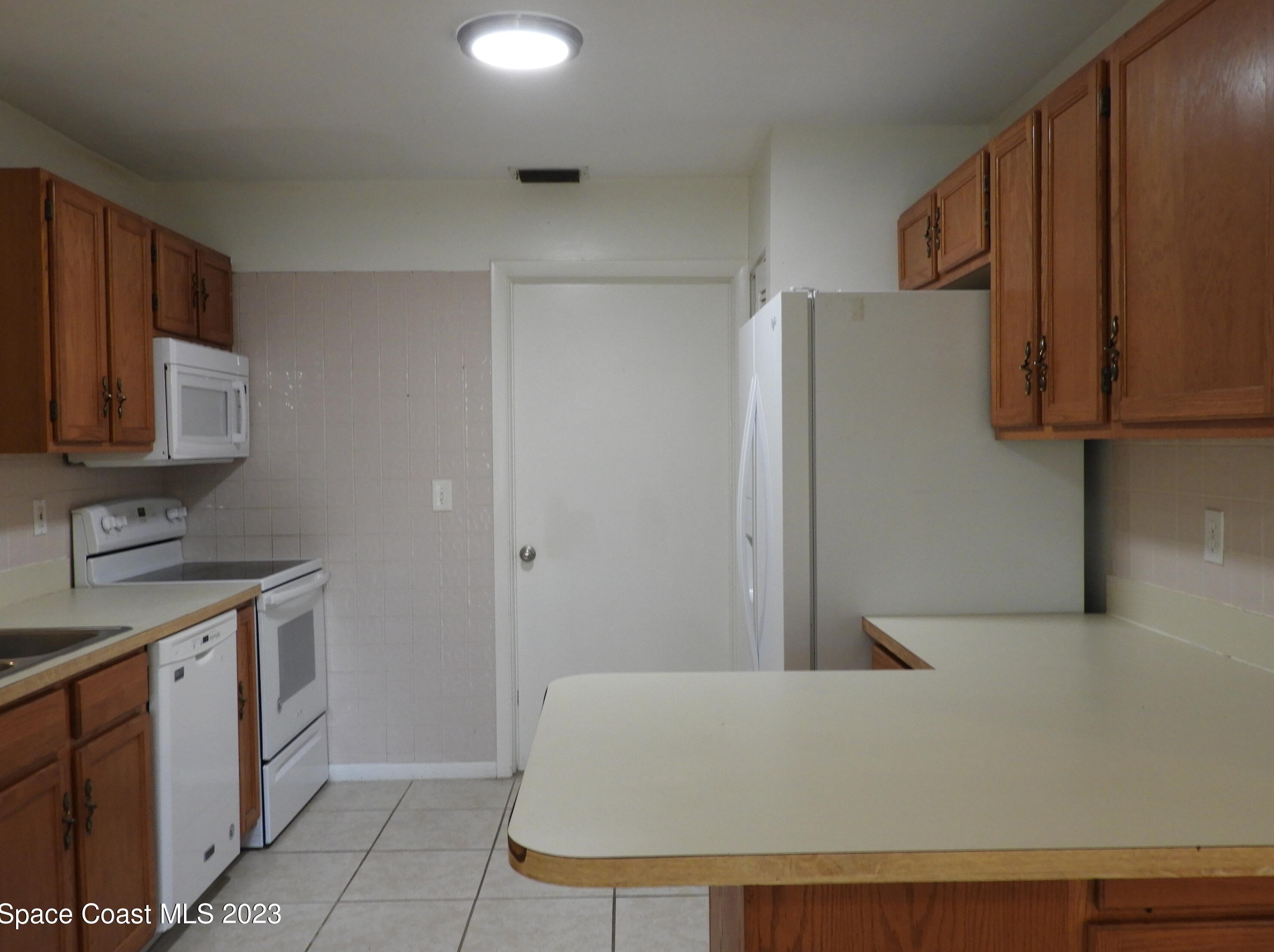 627 Fairhaven St, Melbourne FL  32907-3176 exterior