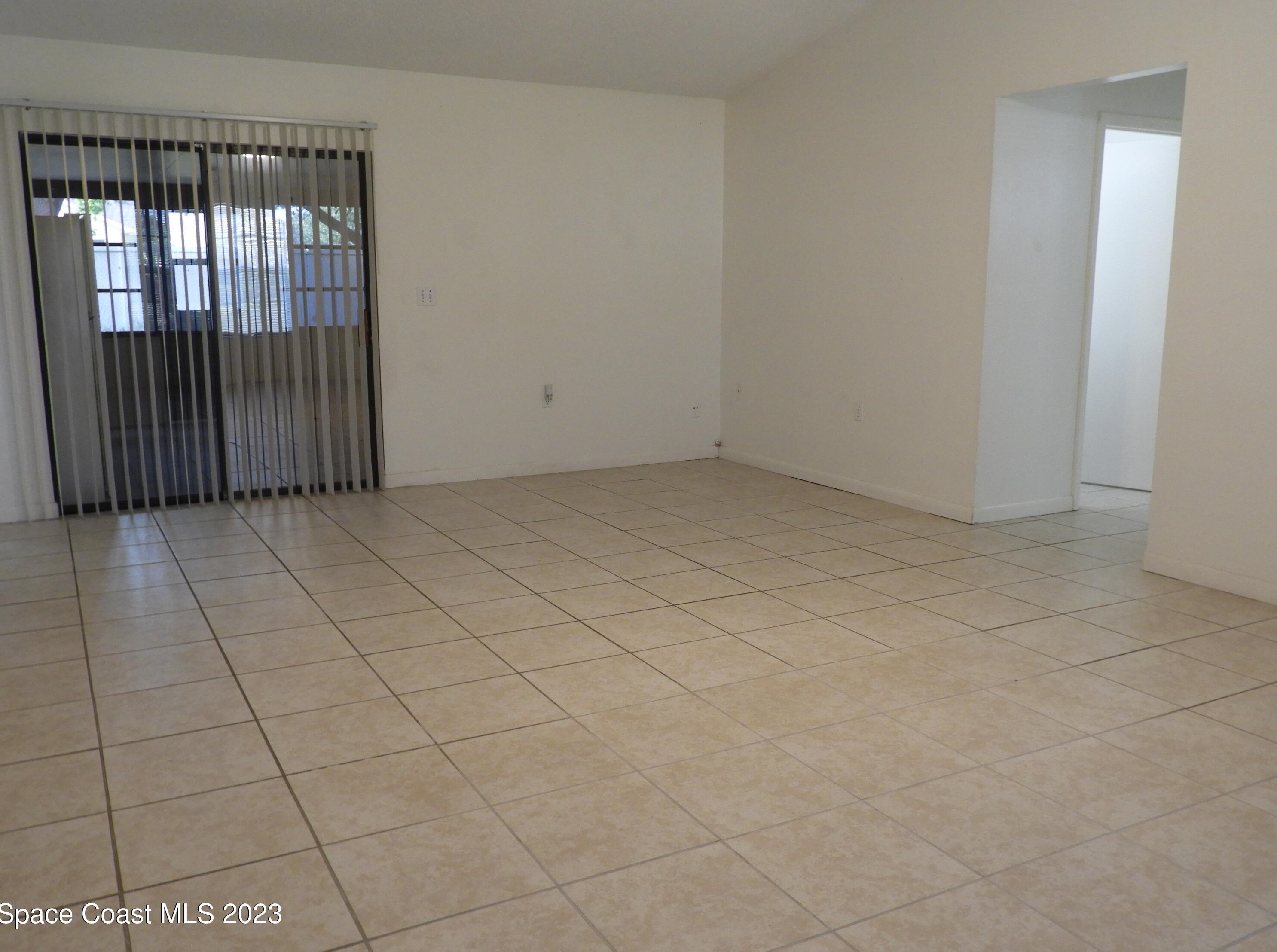 627 Fairhaven St Ne, Melbourne, FL 32907