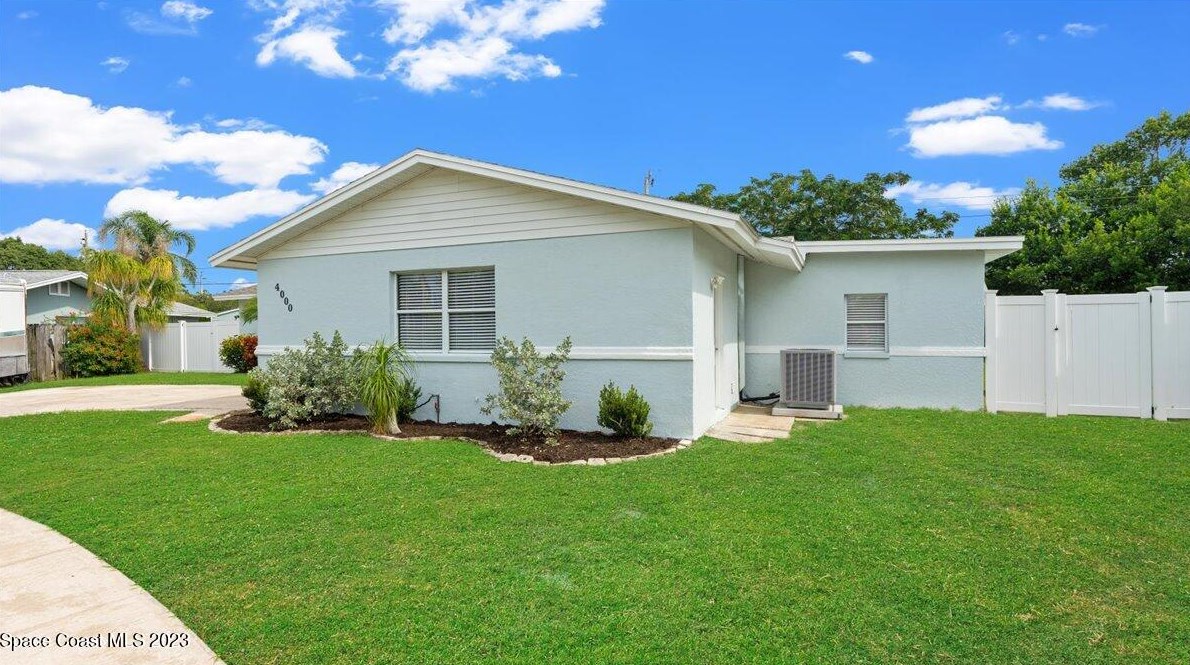 4000 Stuart Ln, Titusville, FL 32796