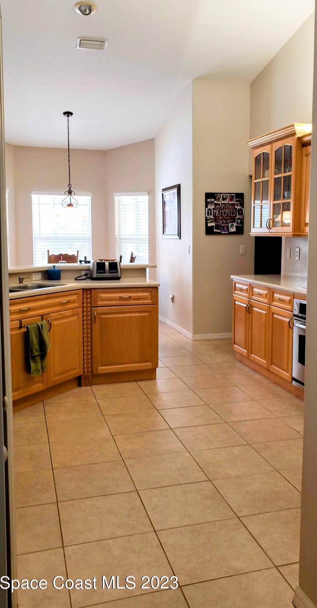 1832 Winding Rdg Cir, Melbourne FL  32909-2316 exterior