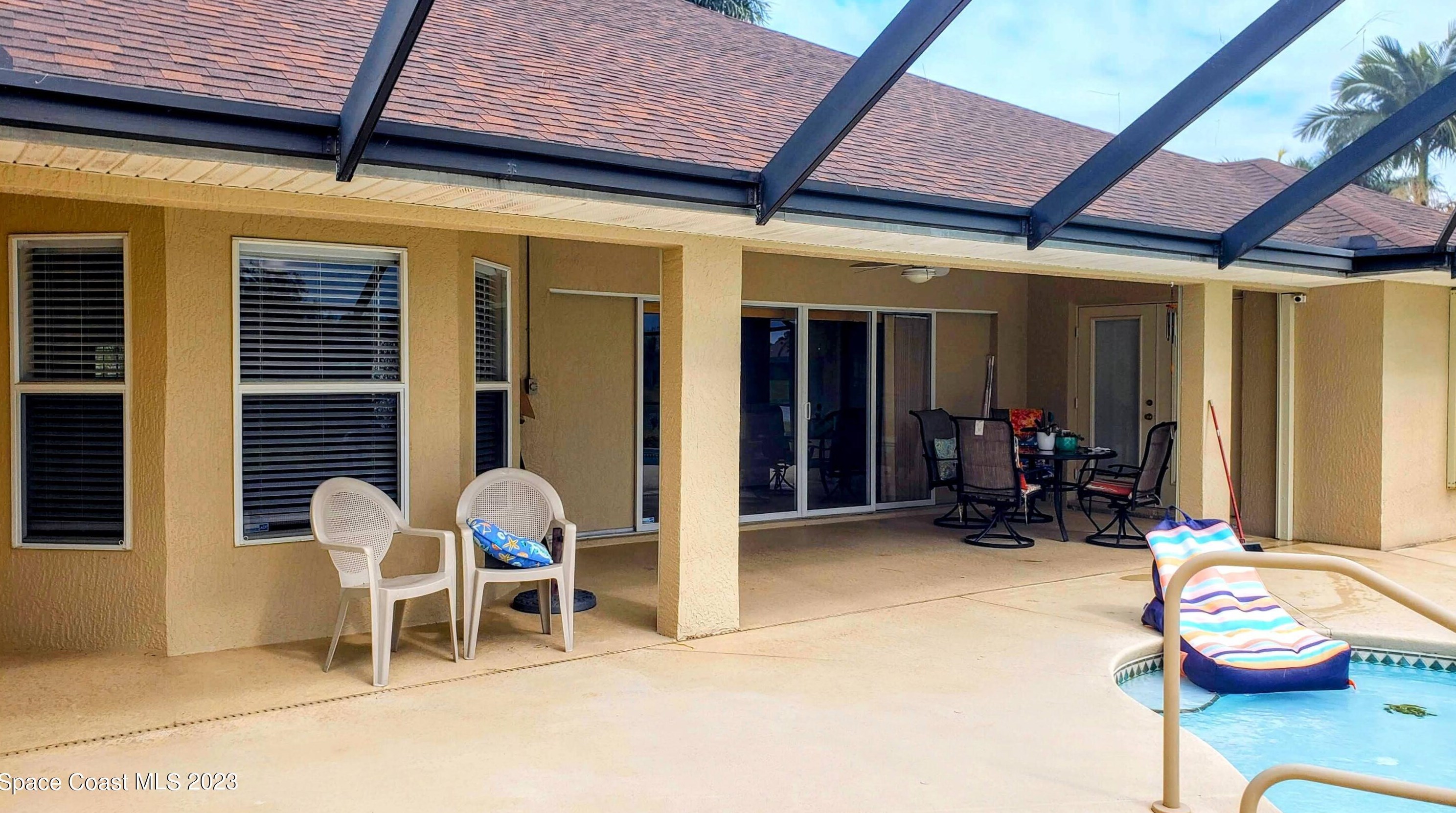 1832 Winding Rdg Cir, Melbourne FL  32909-2316 exterior