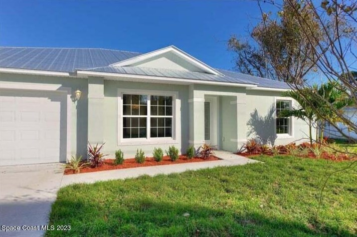 327 Eckert St, Melbourne, FL 32909-4076
