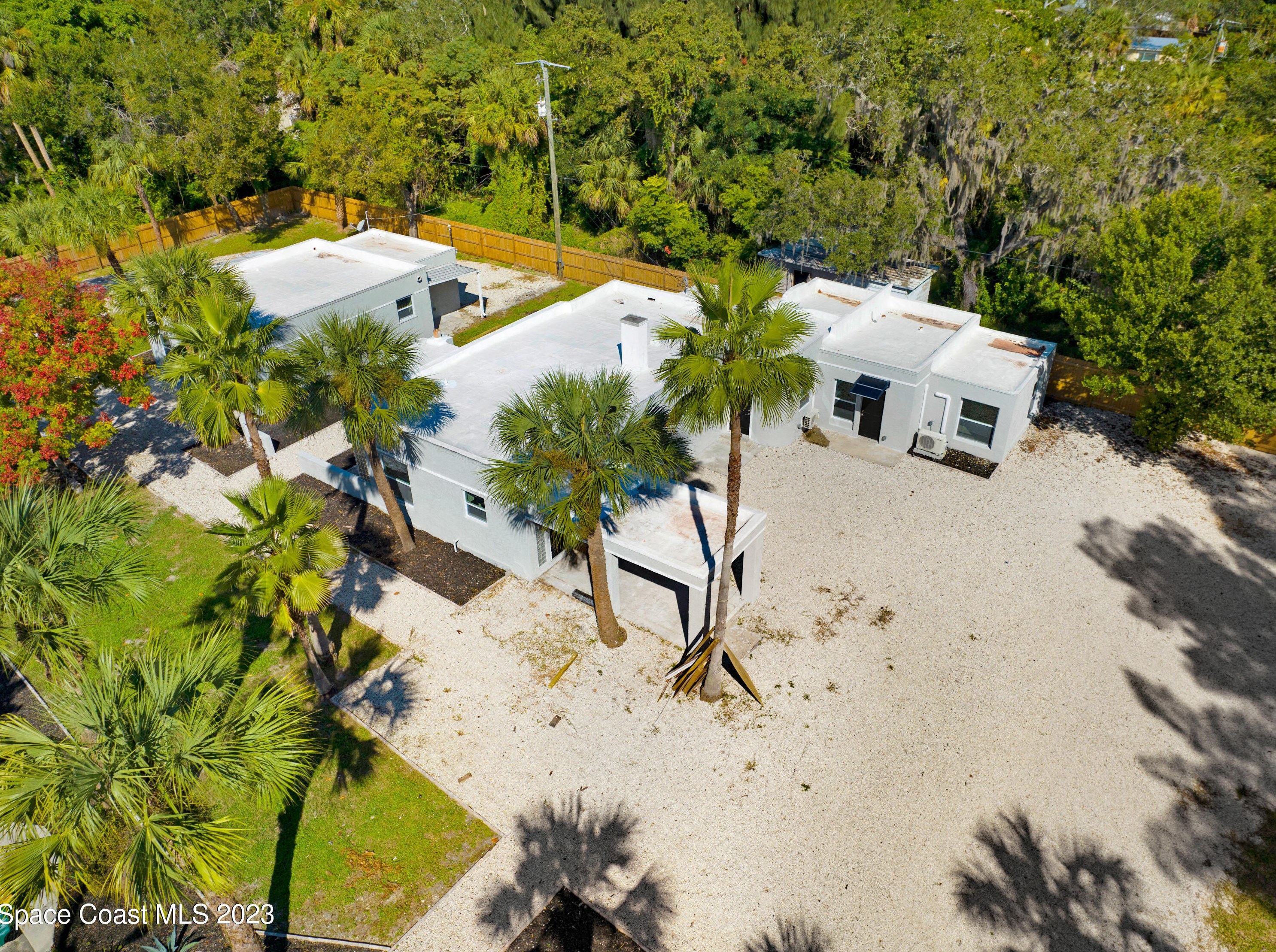 840 Adger Smith Ln, Melbourne, FL 32935-6400