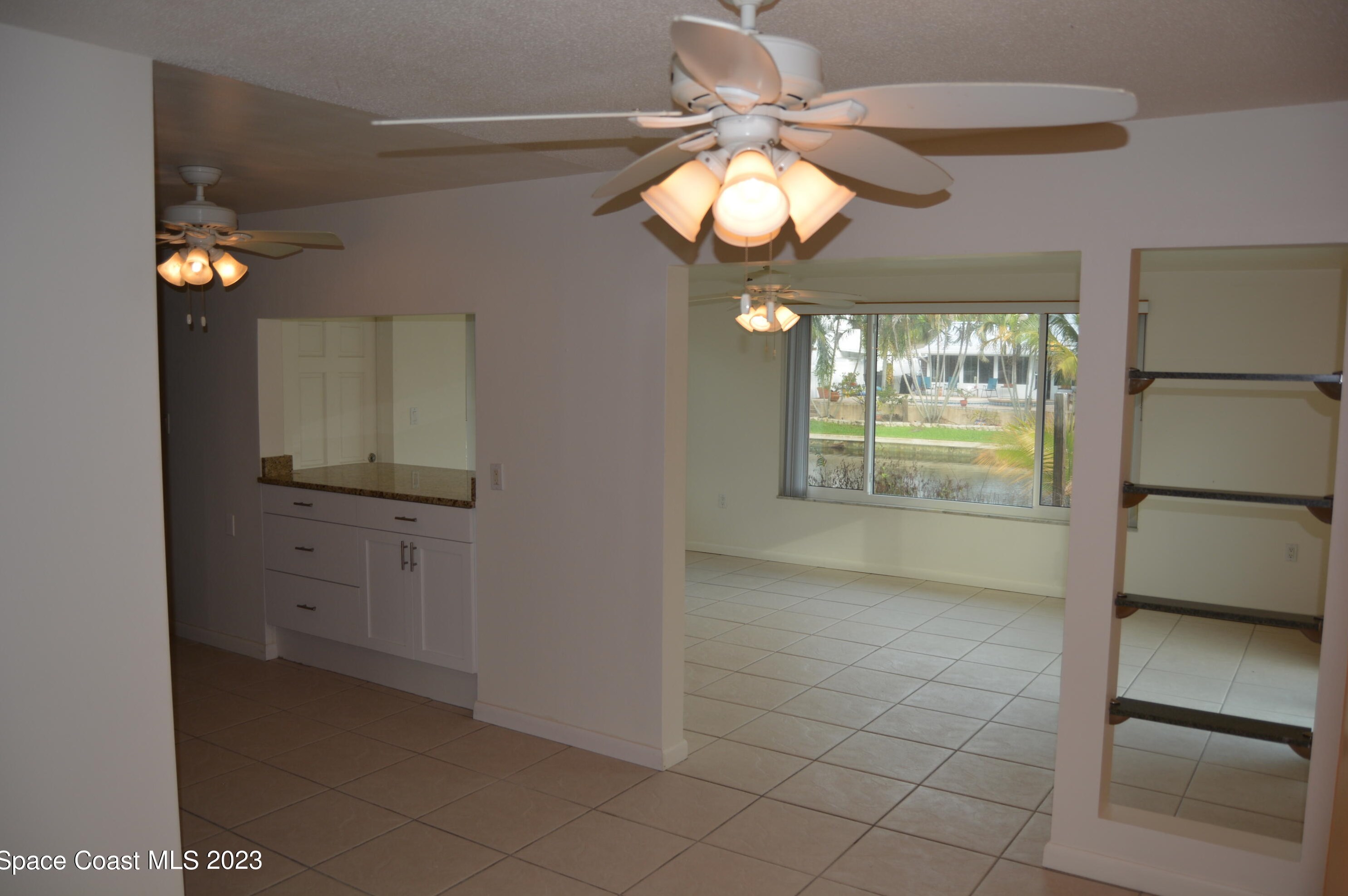 1550 Central Ave, Merritt Island FL  32952-5677 exterior