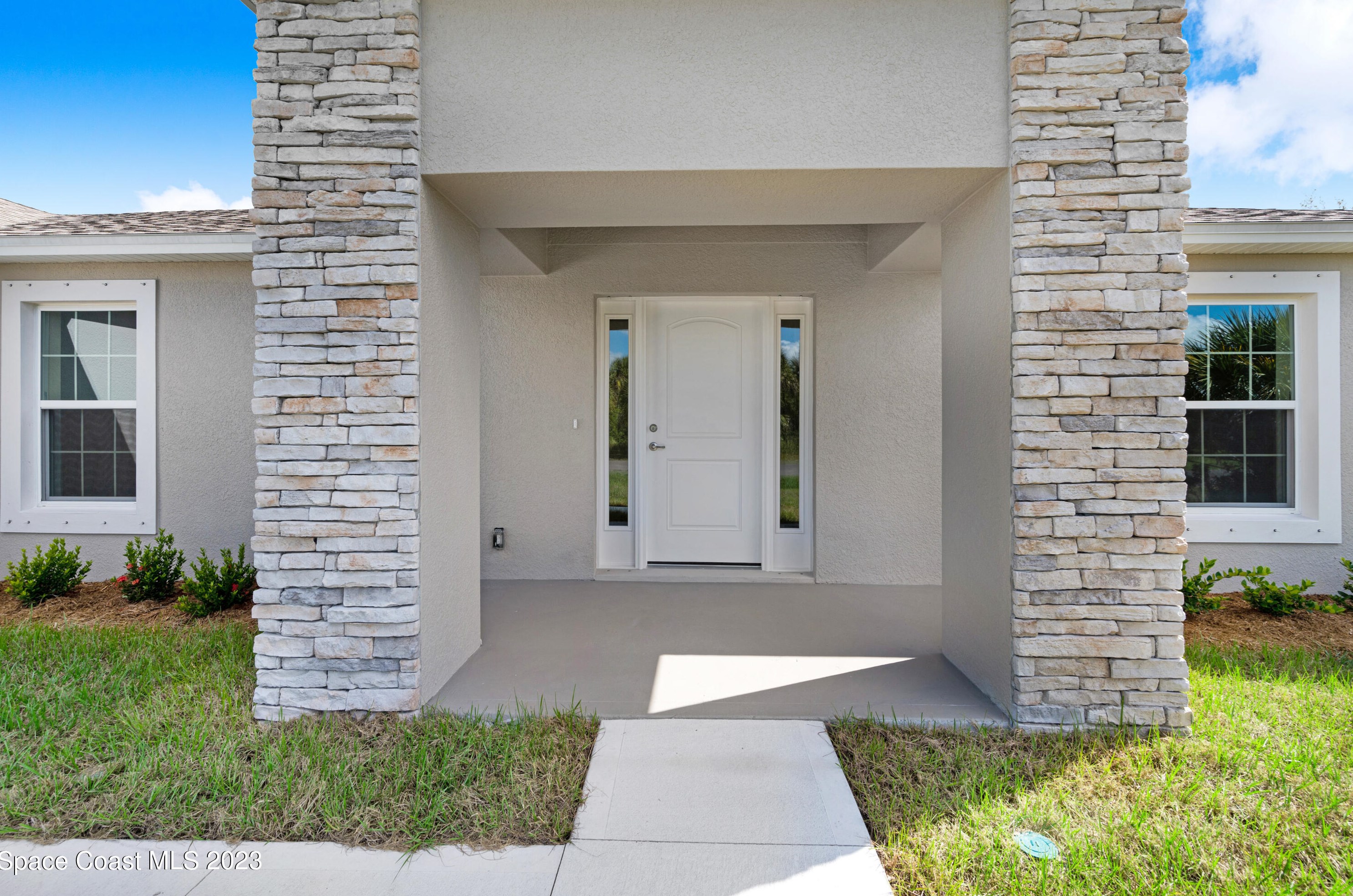 3235 Fruitland Ave, Melbourne, FL 32908-4878