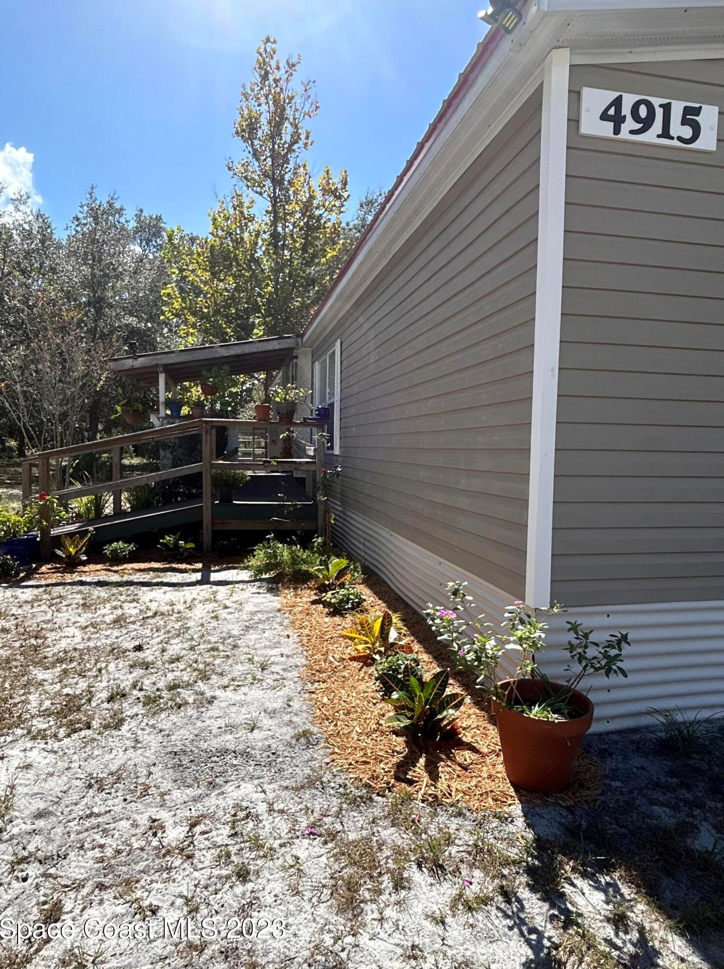 4915 Harrison Rd, Mims, FL 32754