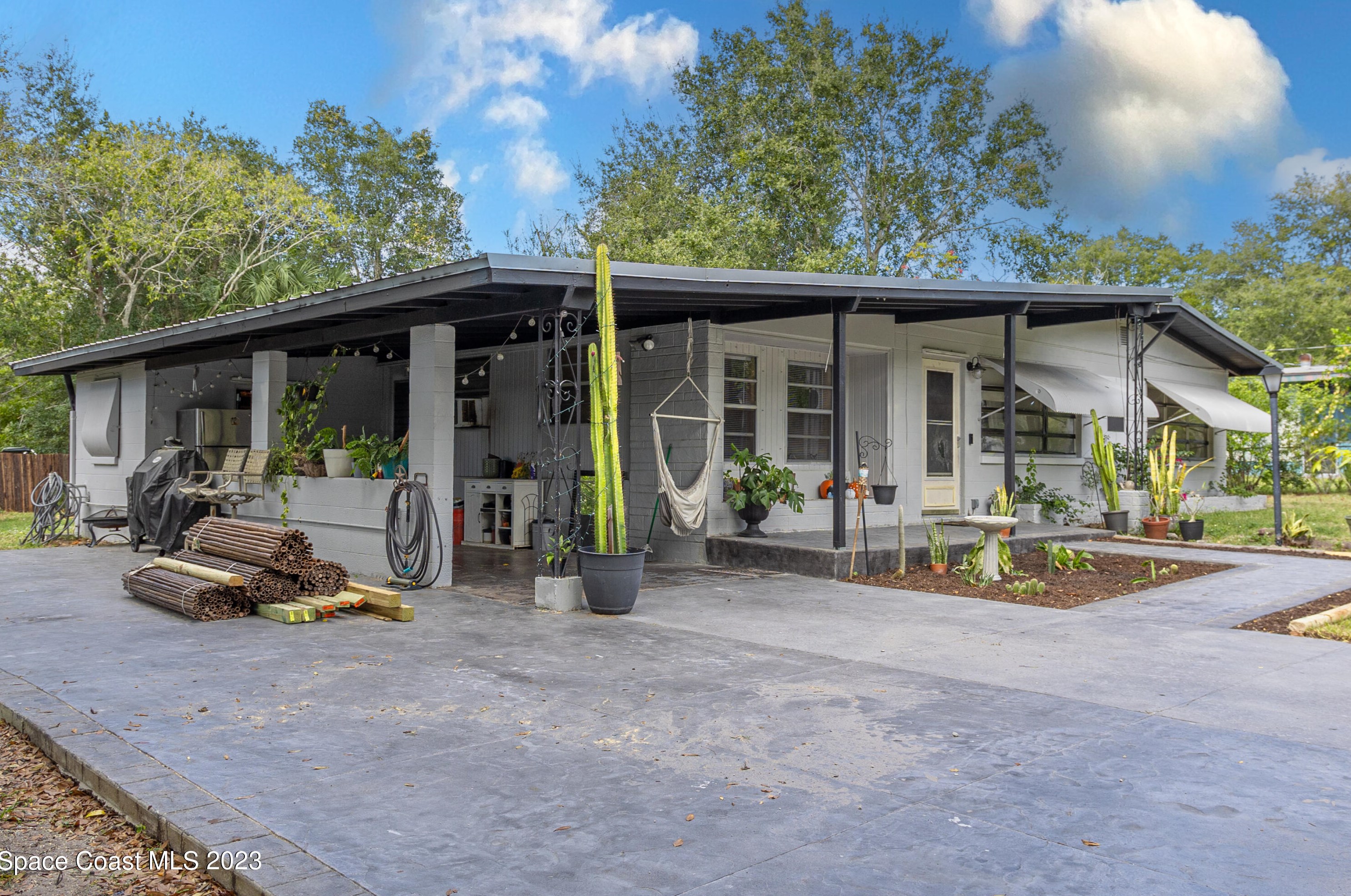 310 Nidy Ave, Titusville, FL 32796