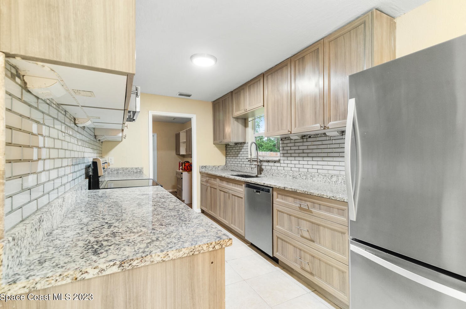 450 Truvall St, Melbourne, FL 32908-3431