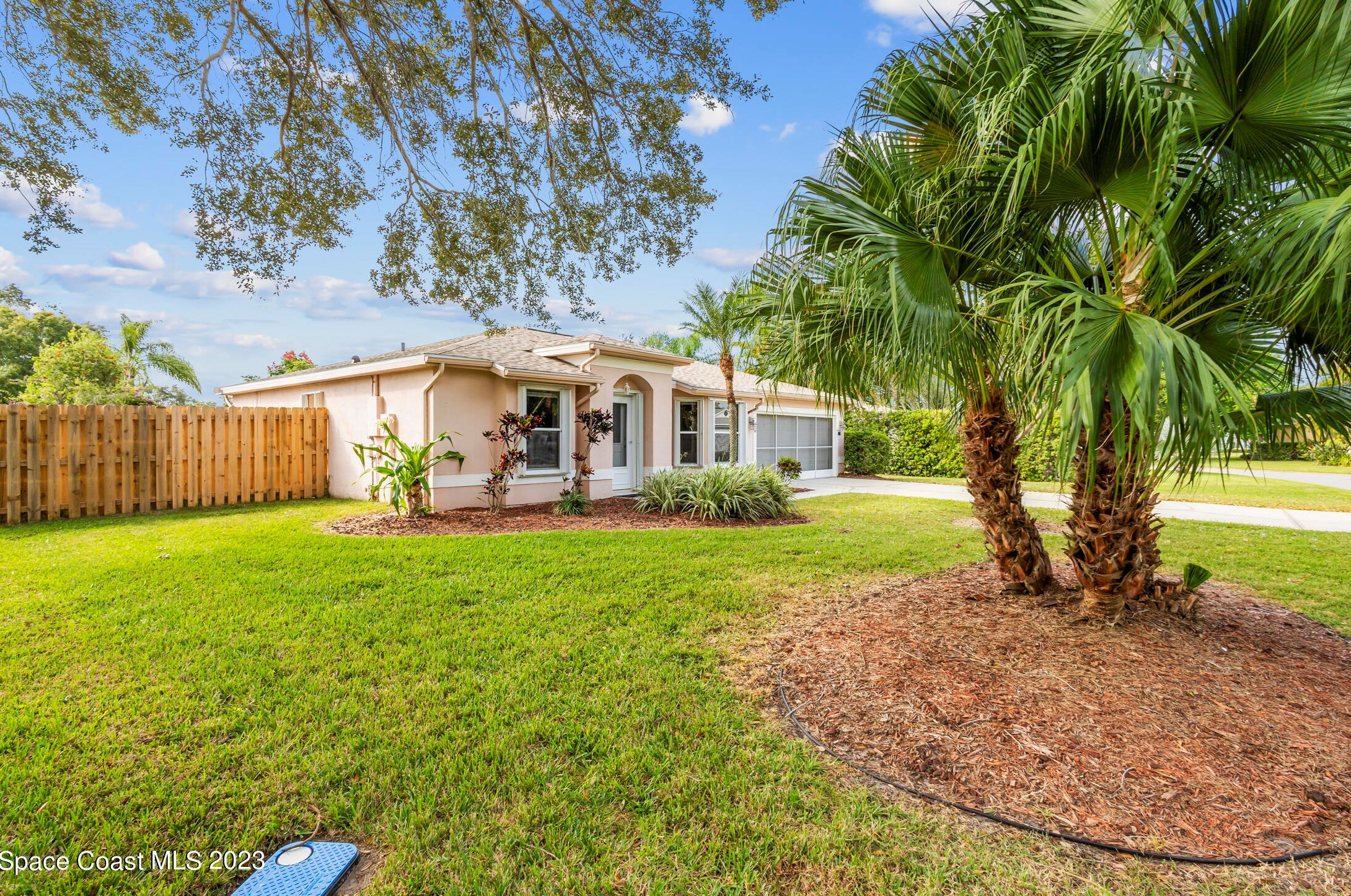 813 Cebu Pl, Melbourne, FL 32940-6946