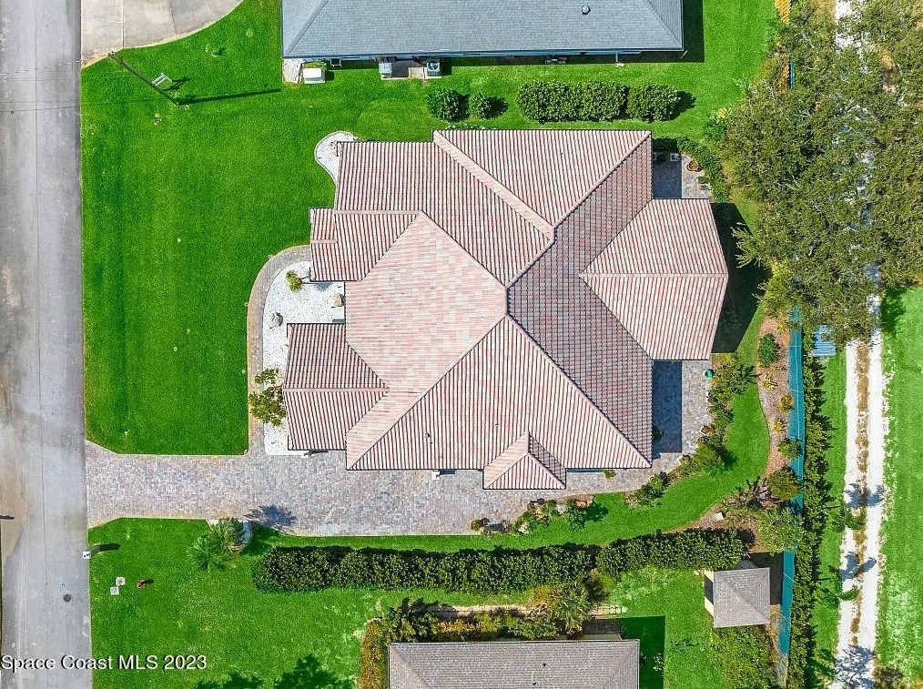 6636 110th Pl, Sebastian, FL 32958
