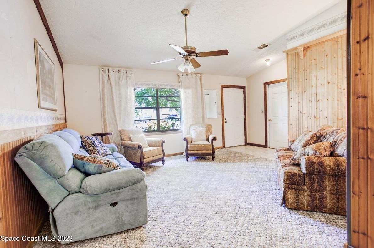 2160 Stewart Rd, Melbourne, FL 32935-4231