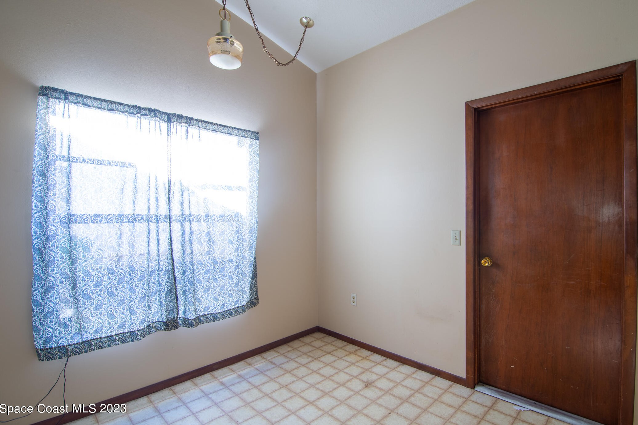 1816 Clover Cir, Melbourne FL  32935-5575 exterior