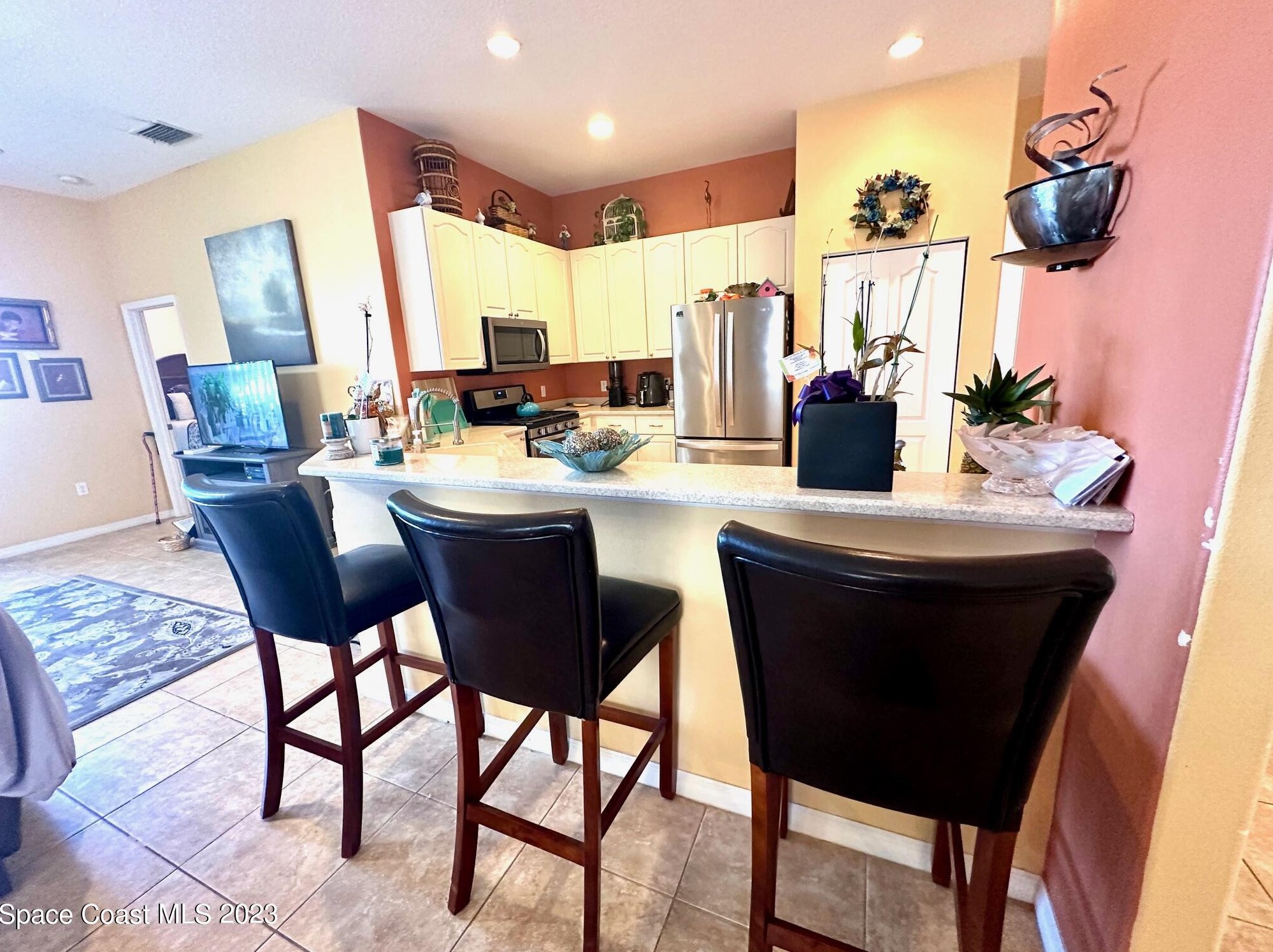 5013 Outlook Dr, Melbourne FL 32940-2338 exterior