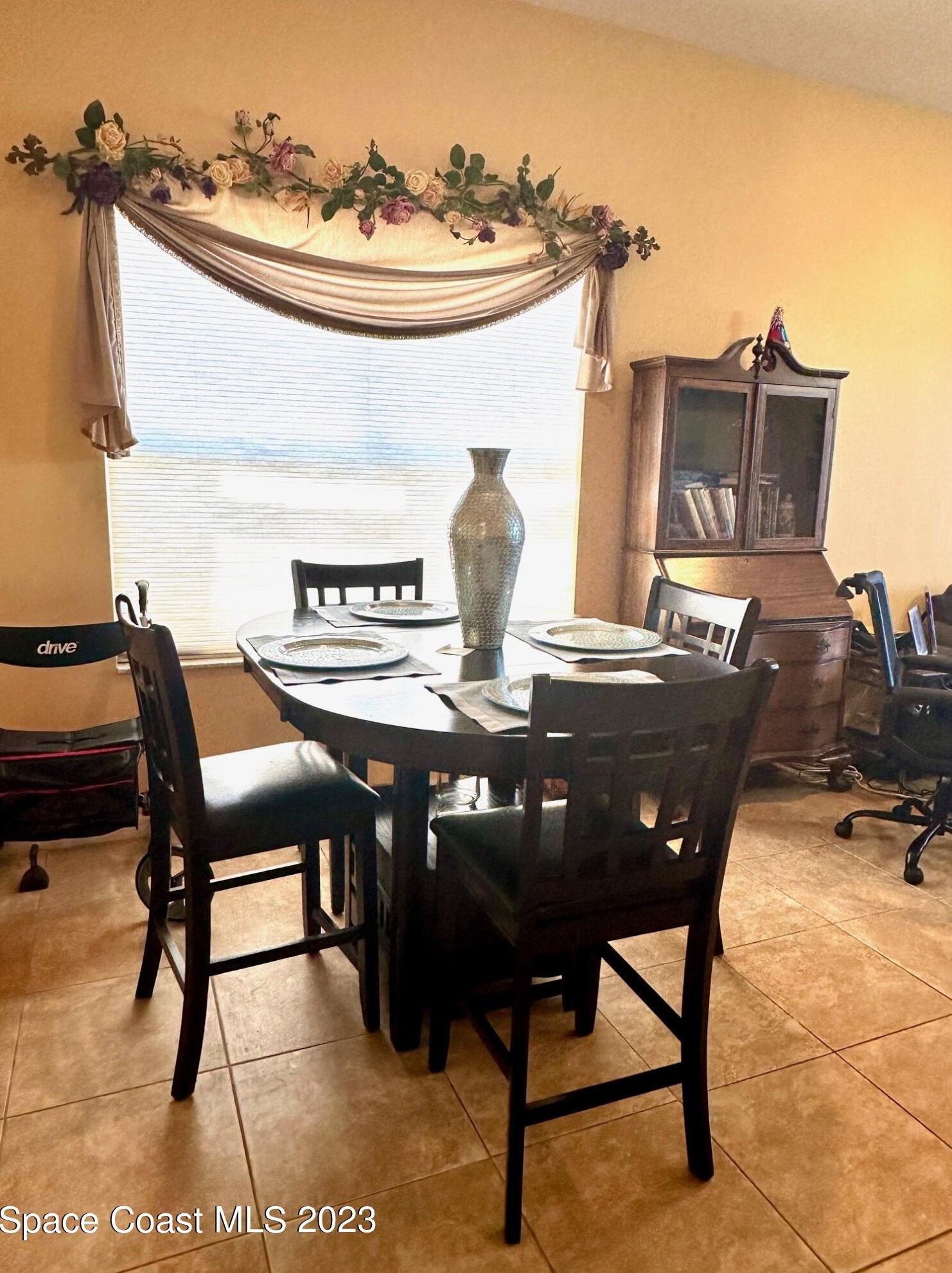 5013 Outlook Dr, Melbourne FL 32940-2338 exterior