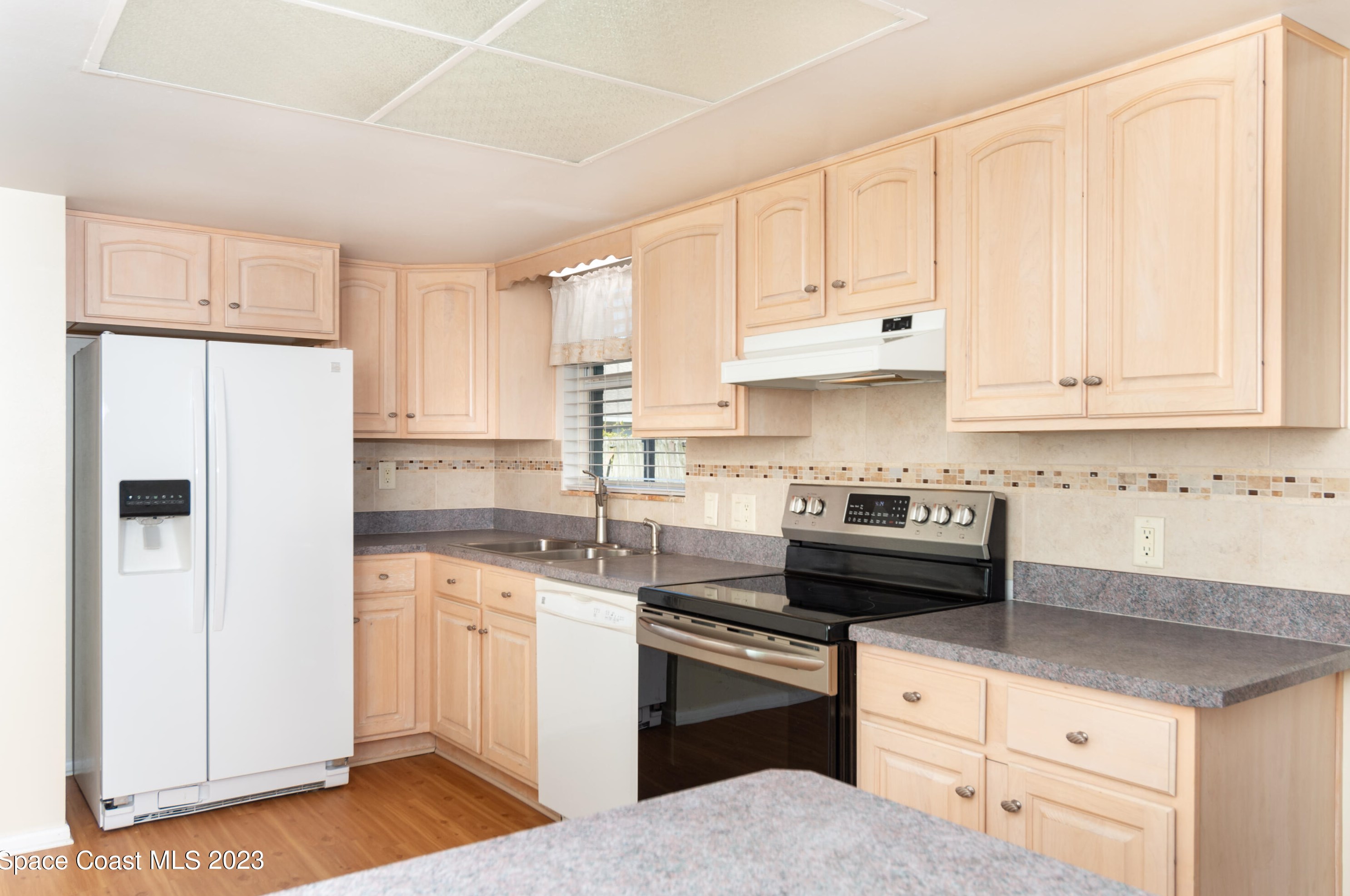 2420 Colony Dr, Melbourne FL  32935-2712 exterior