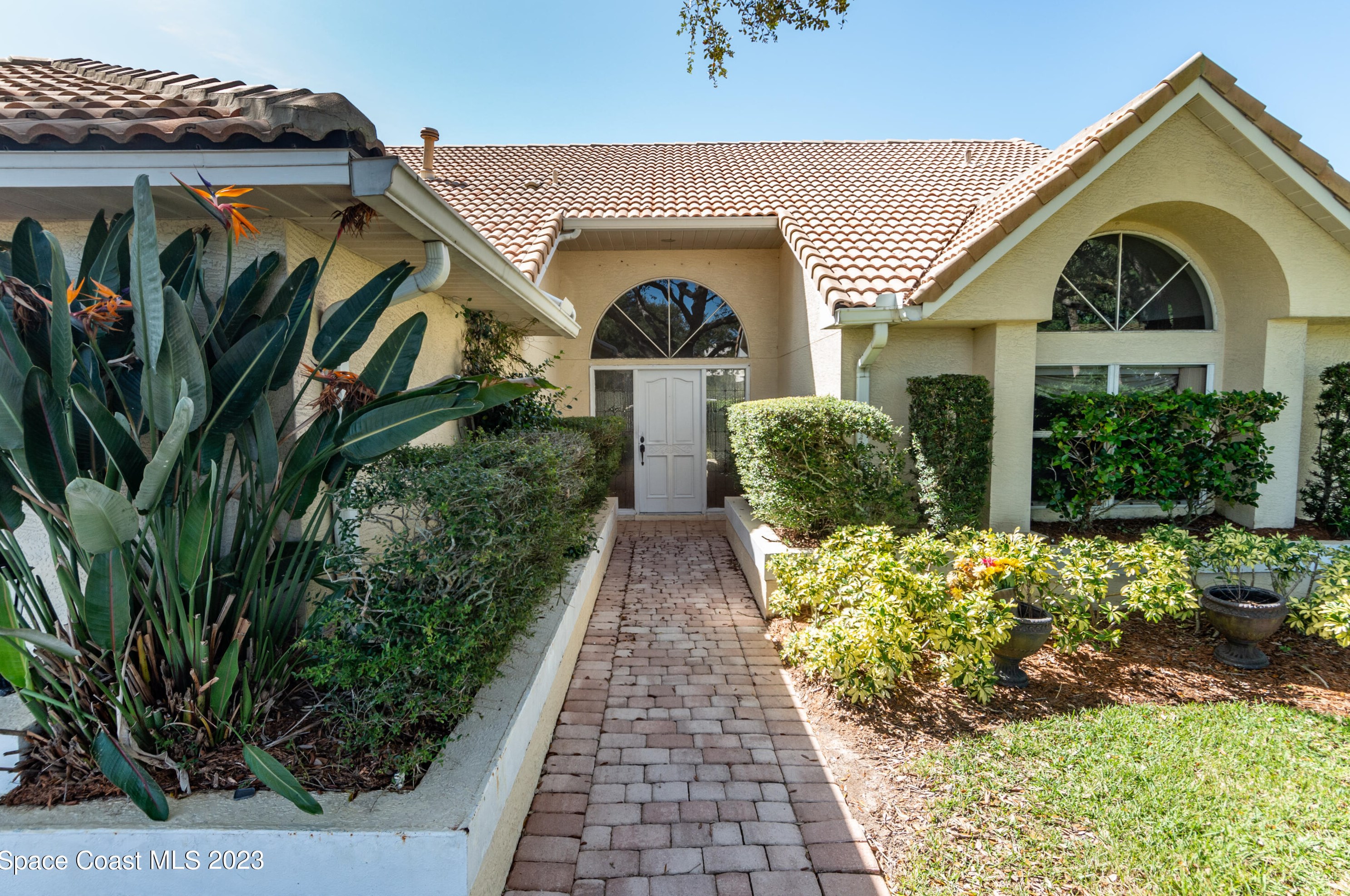 767 Spanish Cove Dr, Melbourne, FL 32940-1612