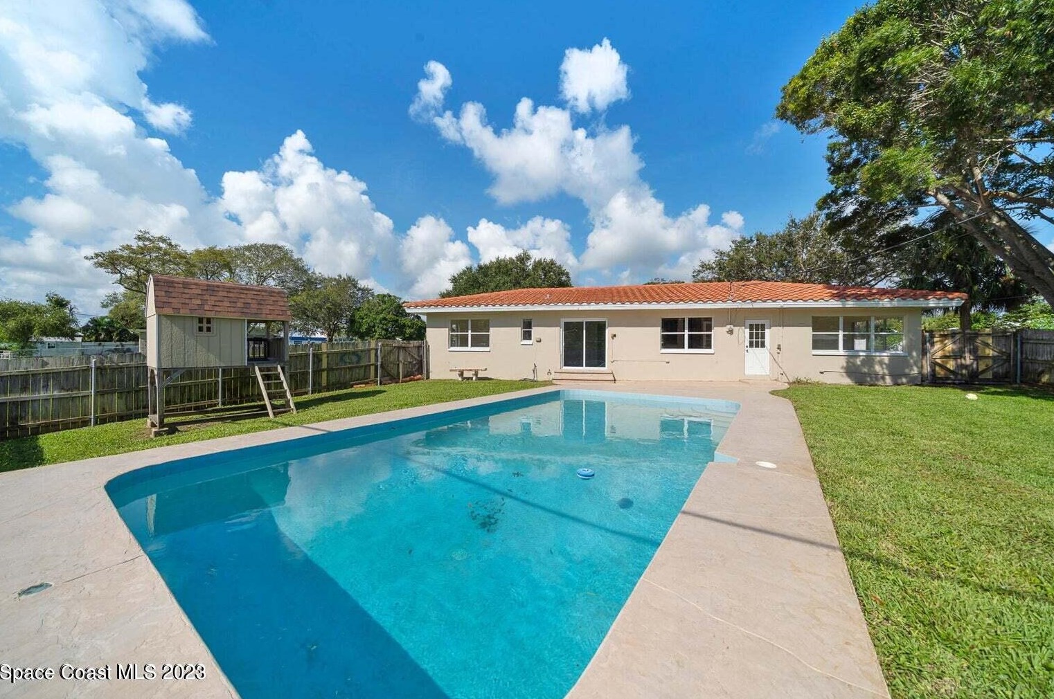 223 Lynn Ave, Melbourne, FL 32937