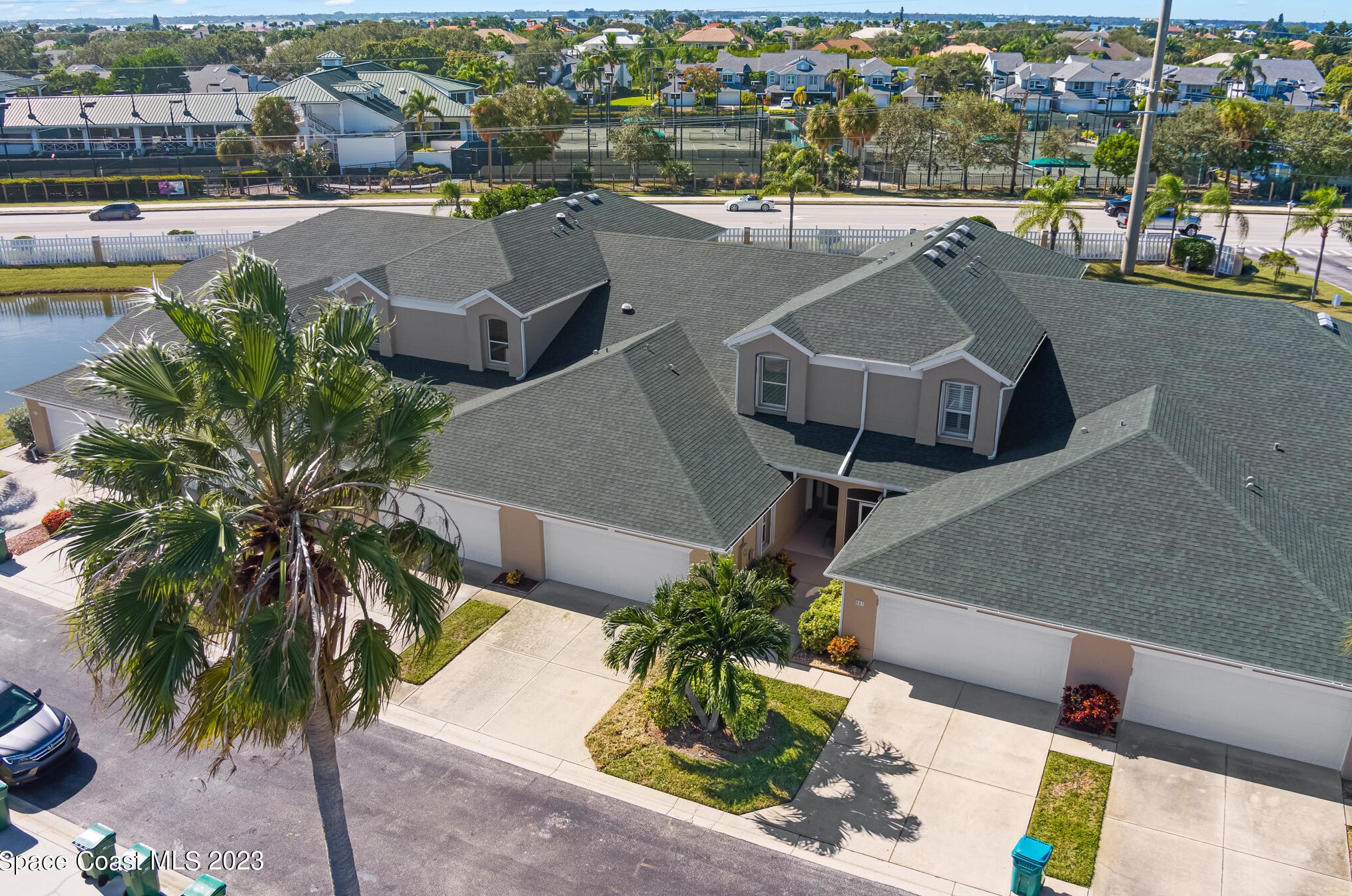 805 Veronica Ct, Melbourne FL  32937-4038 exterior