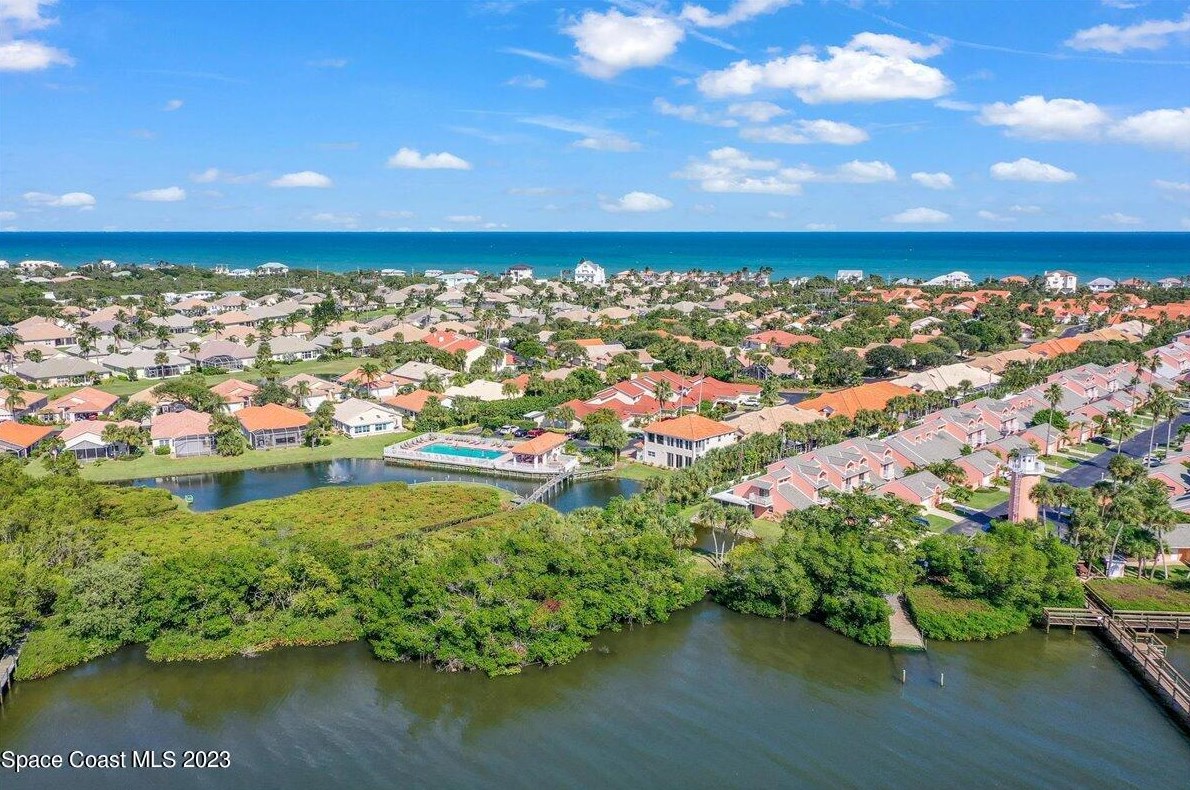 5572 Cord Grass Ln, Melbourne FL  32951-3366 exterior