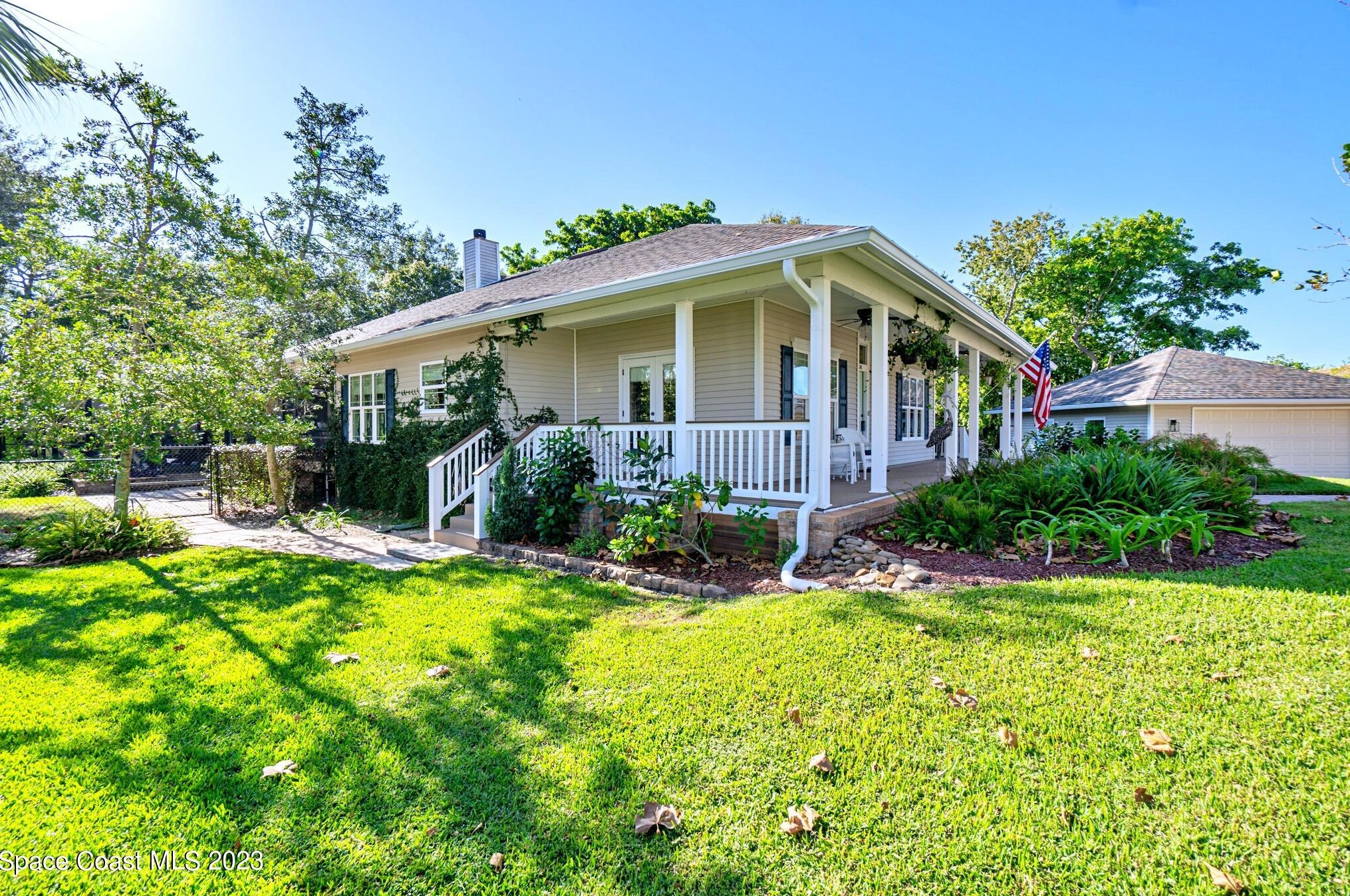 650 Apache Trl, Merritt Island FL  32953-7808 exterior