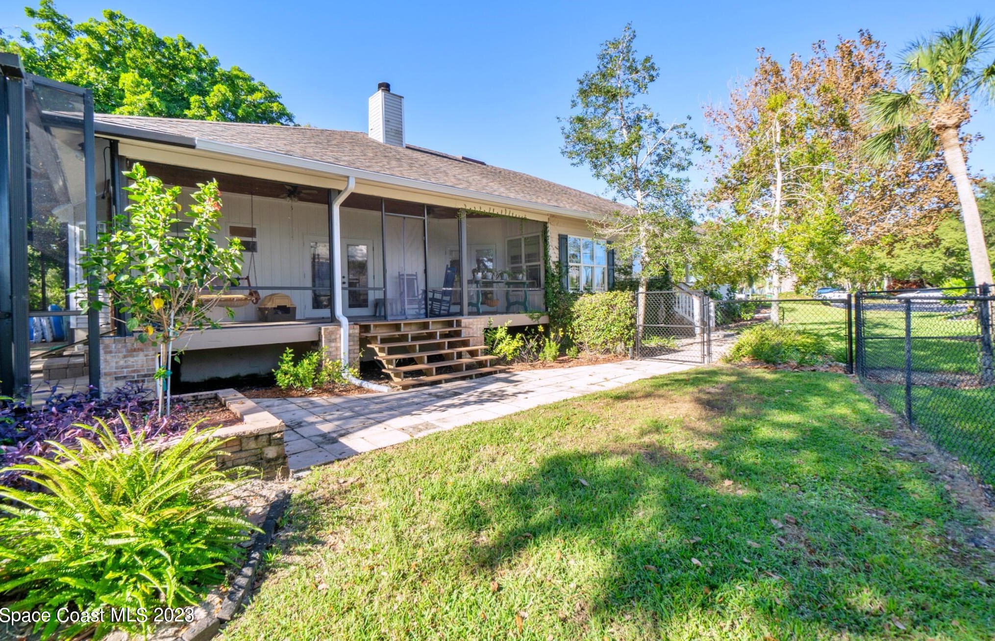 650 Apache Trl, Merritt Island FL  32953-7808 exterior