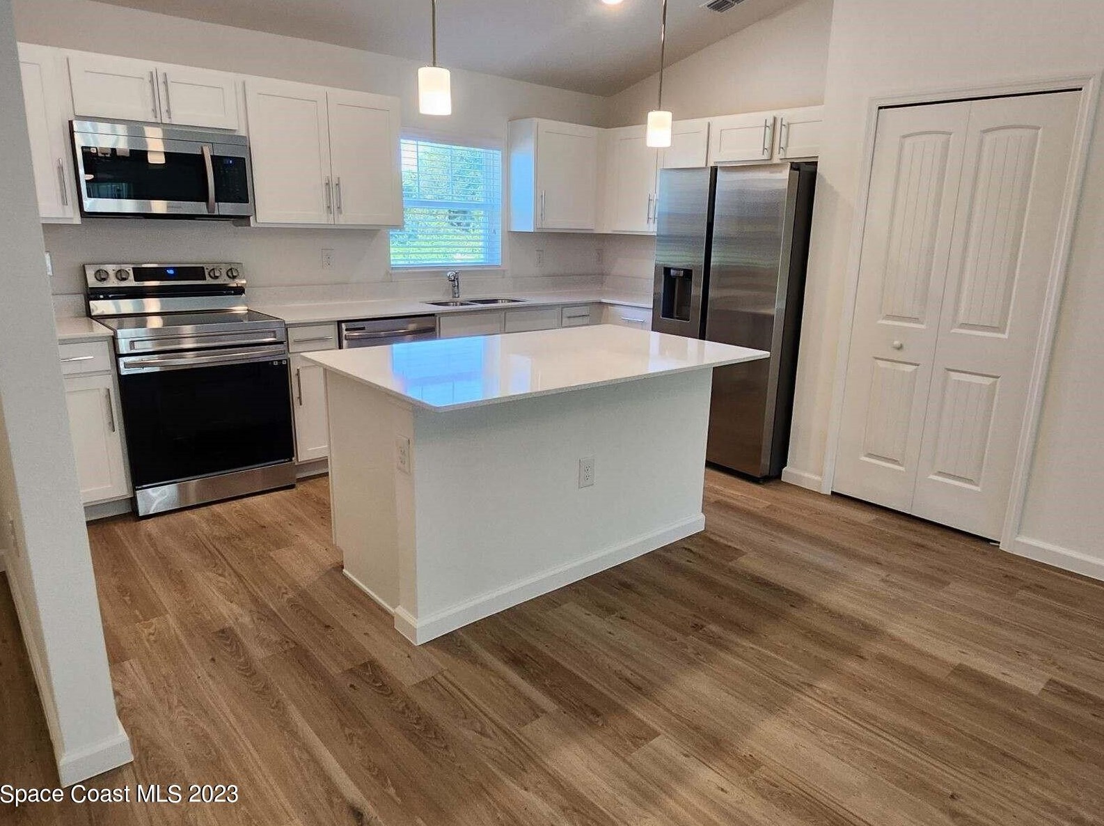977 Sable Cir Se, Melbourne, FL 32909