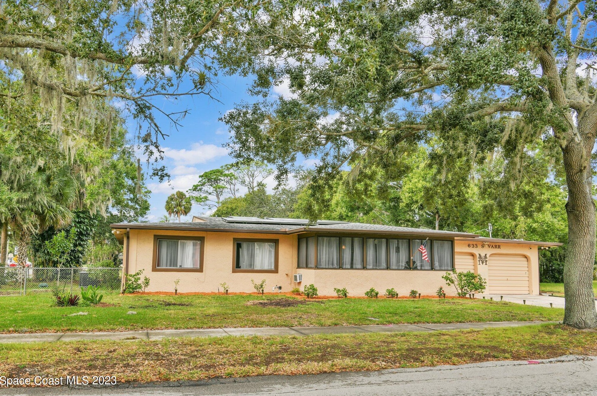 633 S Varr Ave, Cocoa, FL 32922