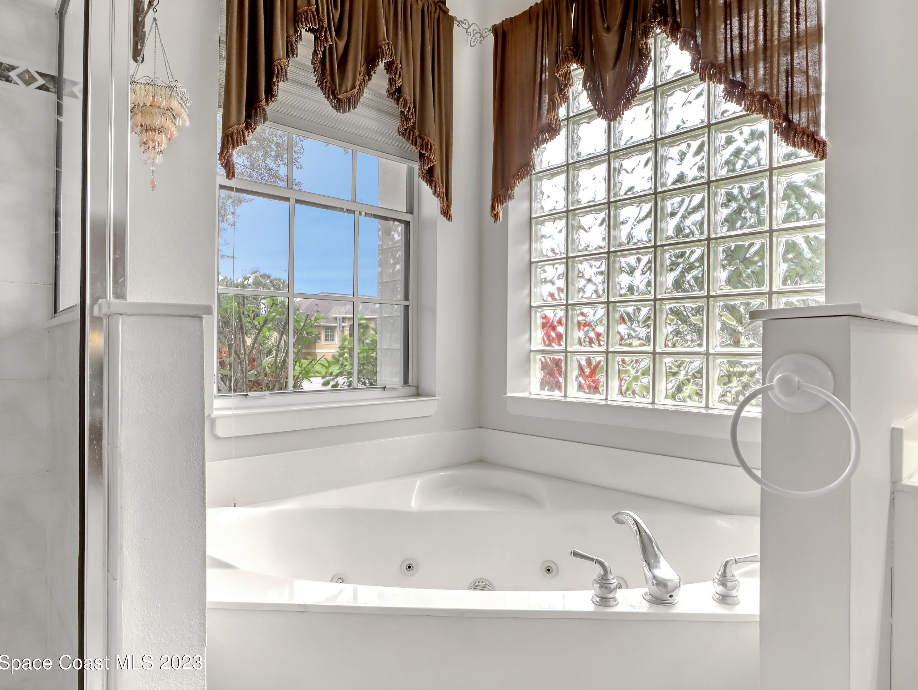 3695 Savannahs Trl, Merritt Island FL  32953-8630 exterior