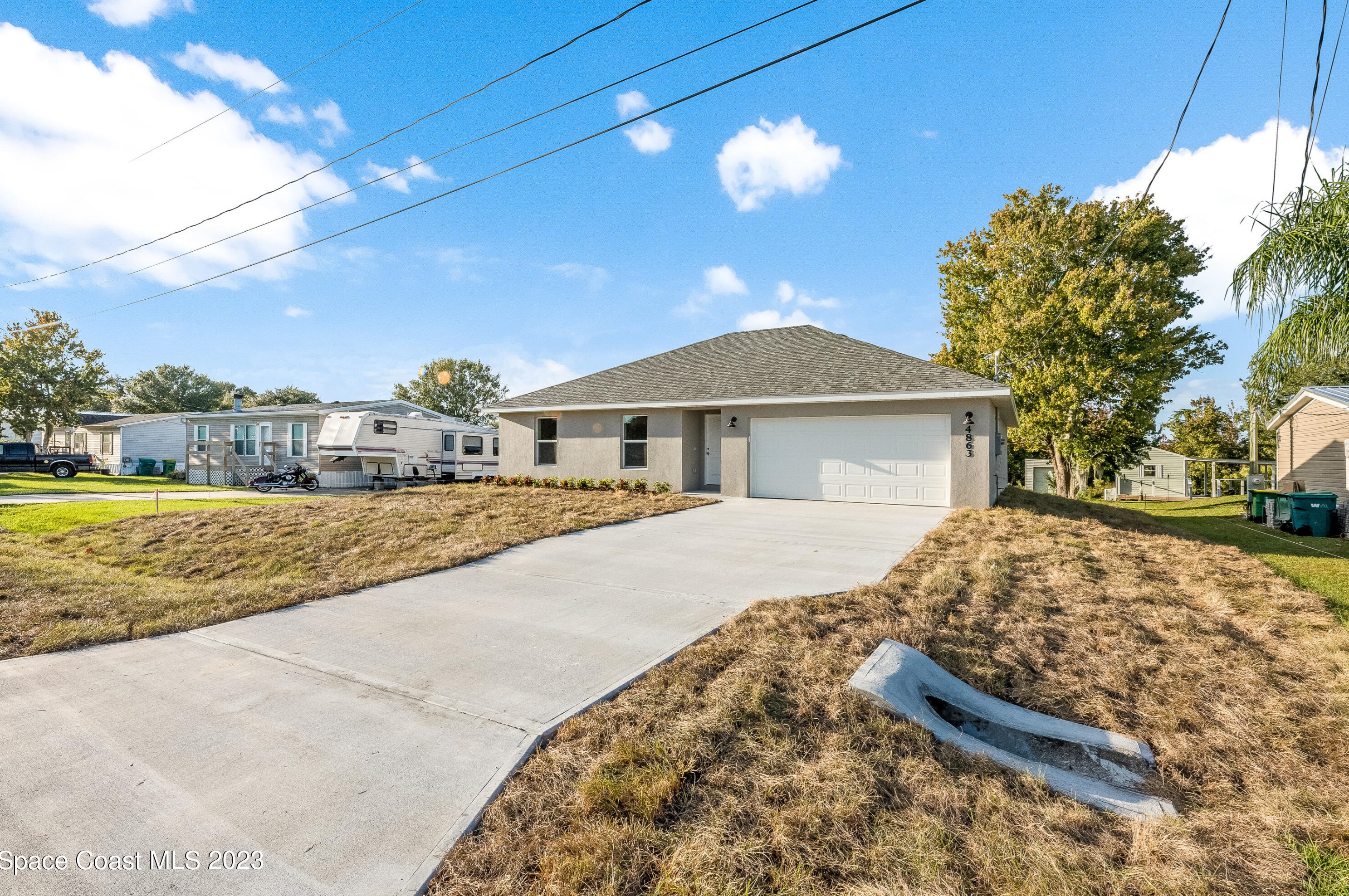 4863 Cambridge Dr, Mims, FL 32754