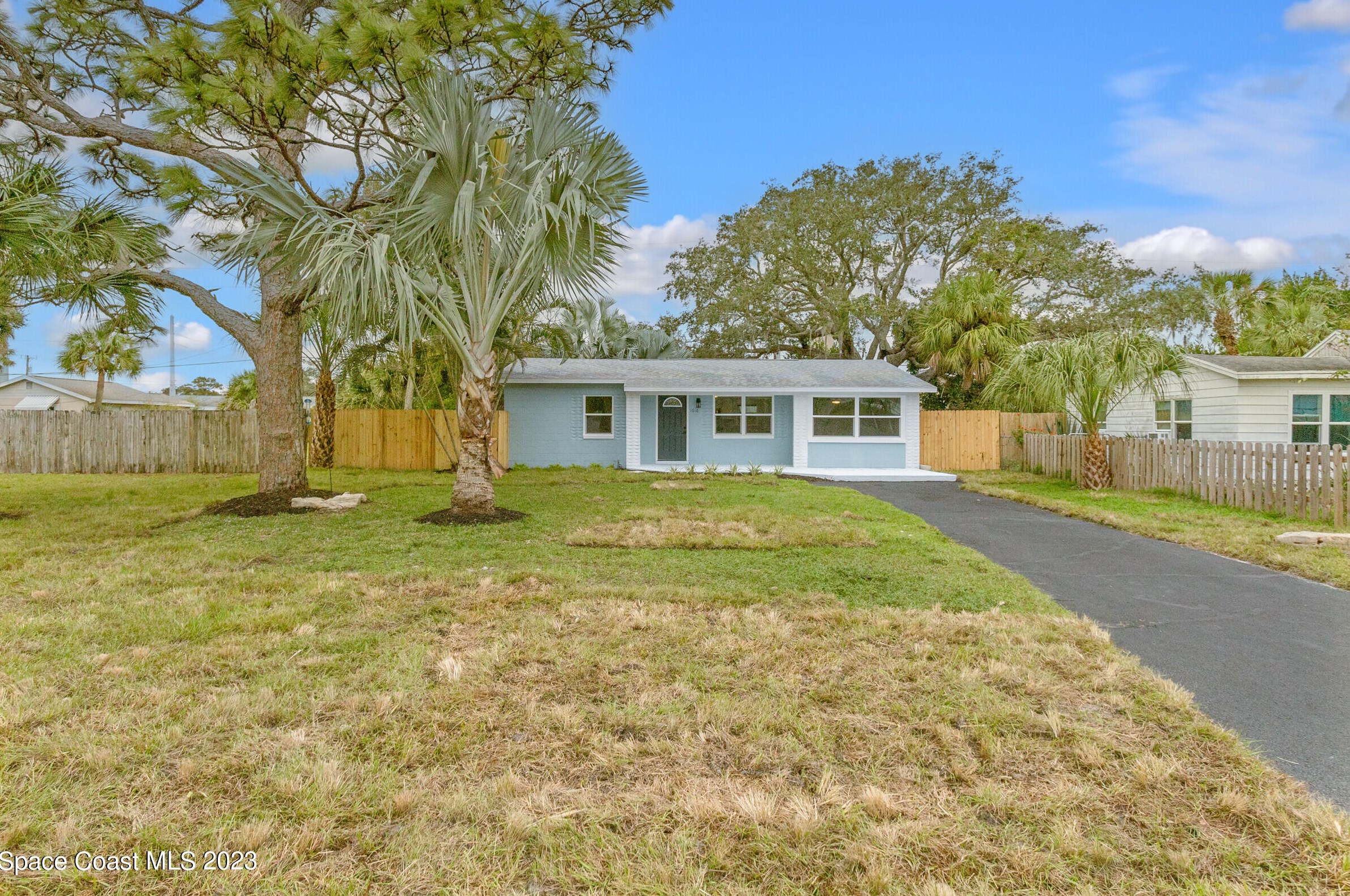 1616 Avocado Ave, Melbourne, FL 32935-6549