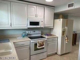 1300 Seaway Dr #b7, Fort Pierce, FL 34949