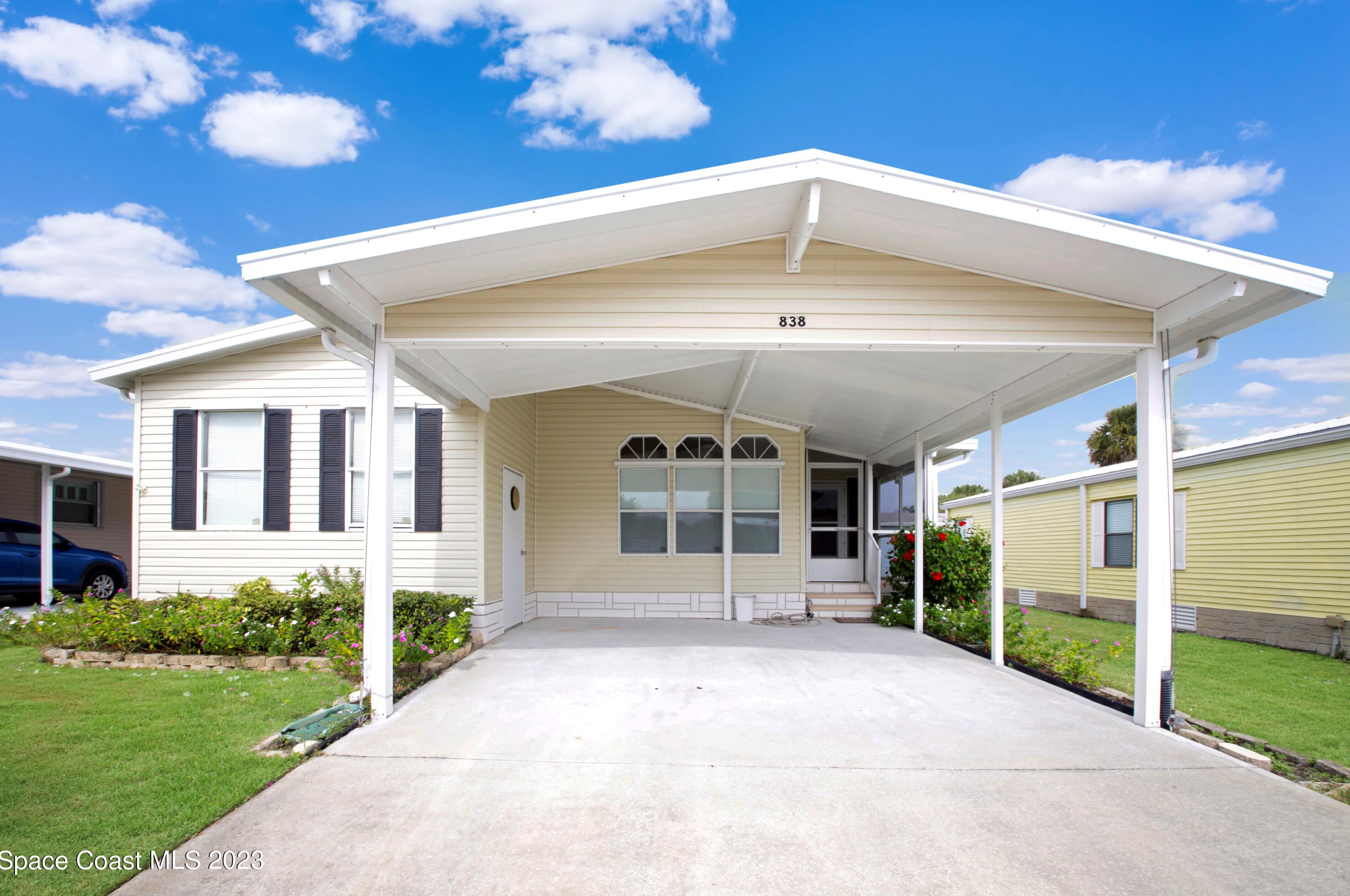 838 Lychee Dr, Sebastian, FL 32976