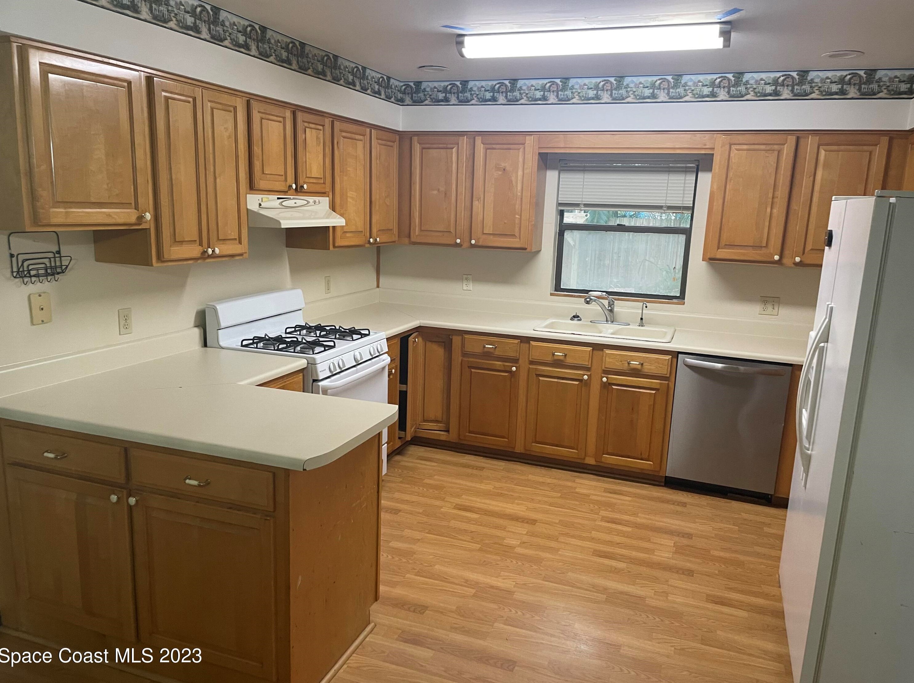 2100 Pennwood Dr, Melbourne, FL 32901-5980