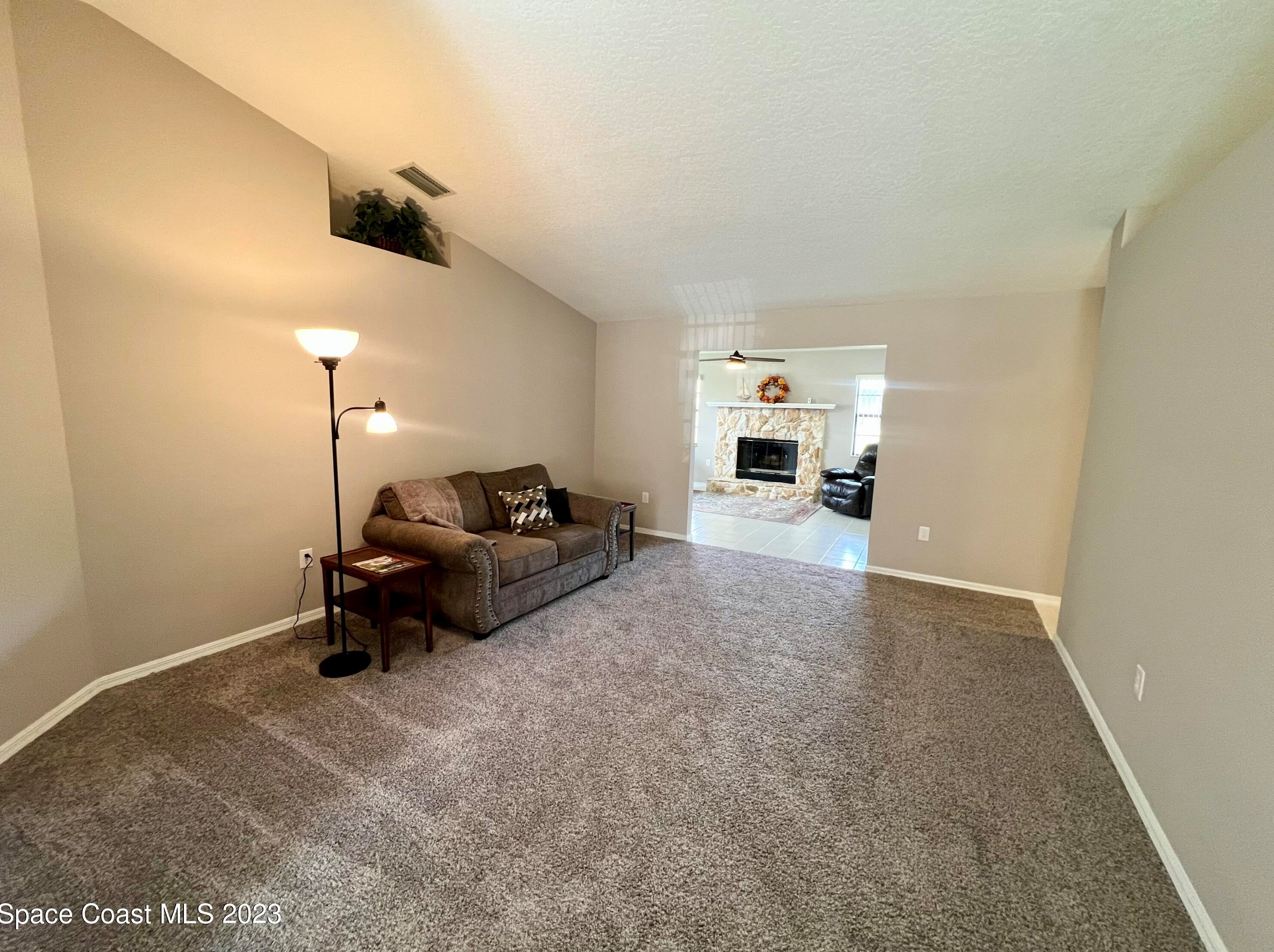 1583 Heartwellville St, Melbourne FL  32907-7062 exterior