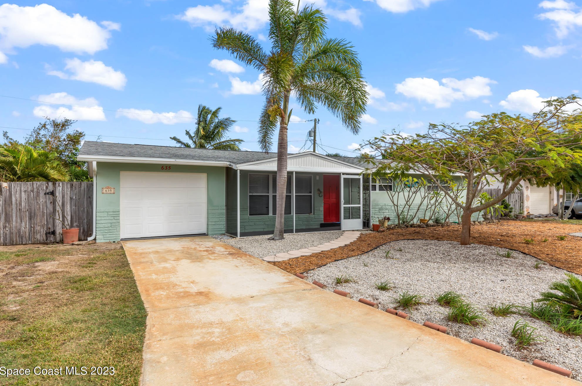 635 Verbenia Dr, Melbourne, FL 32937-2532