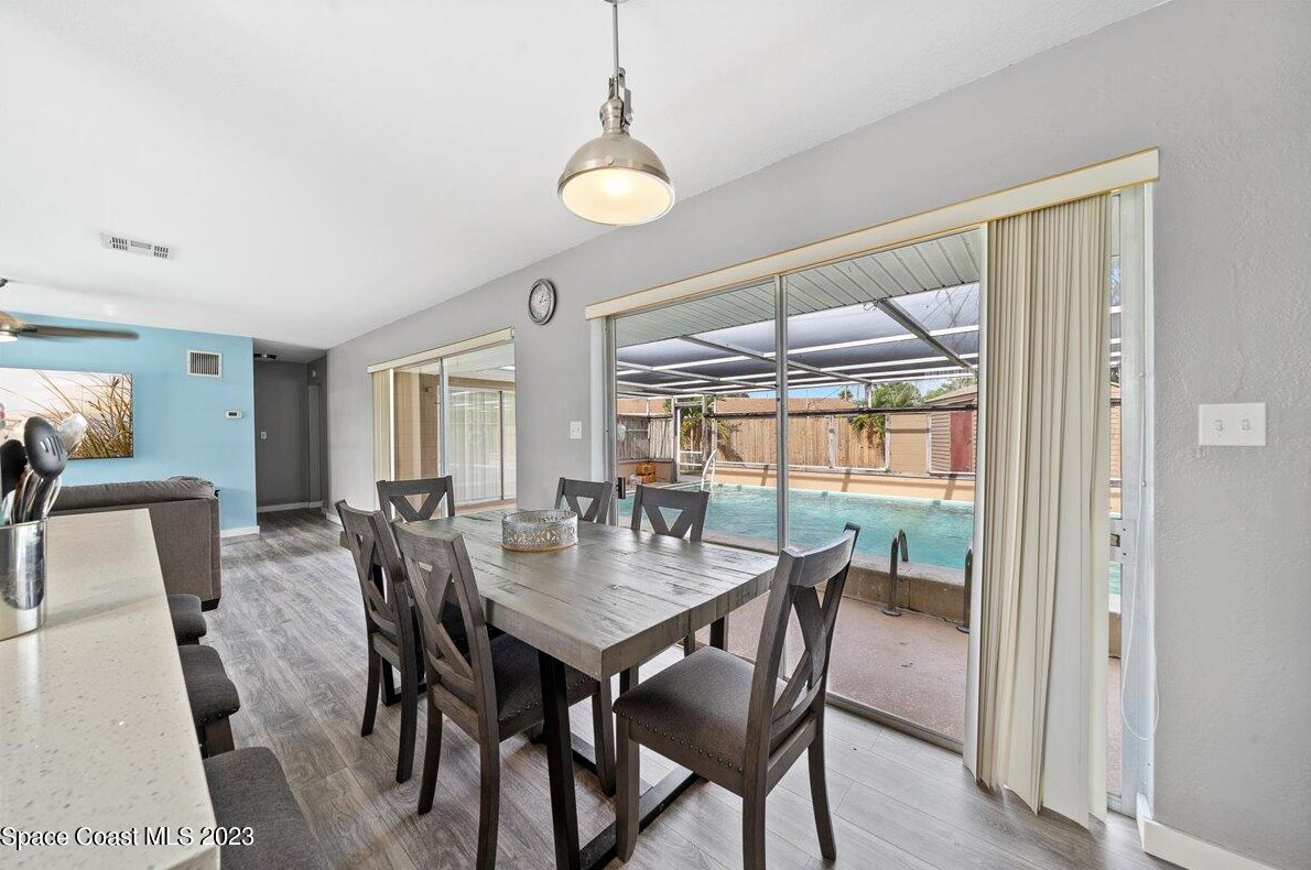 502 Kennwood Ave, Merritt Island FL 32952-3784 exterior