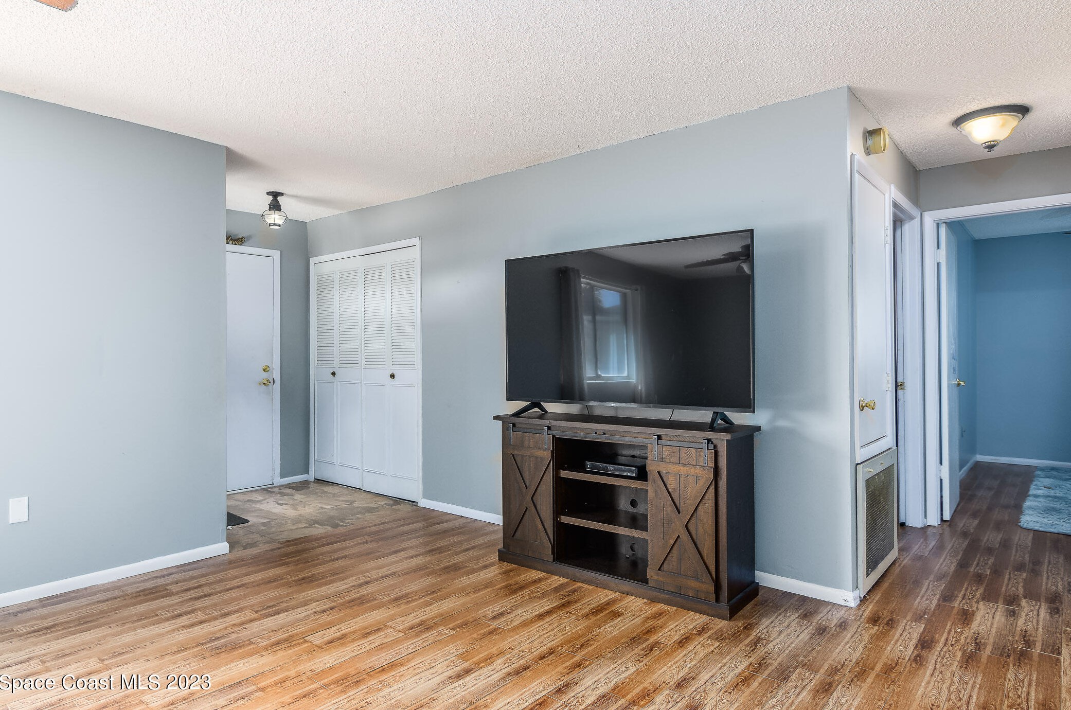 1310 Martin Blvd, Merritt Island FL  32952-5512 exterior